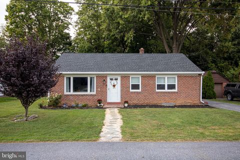 Photo of 23 Plymouth Avenue, Lancaster, PA 17602 (MLS # PALA2057396)