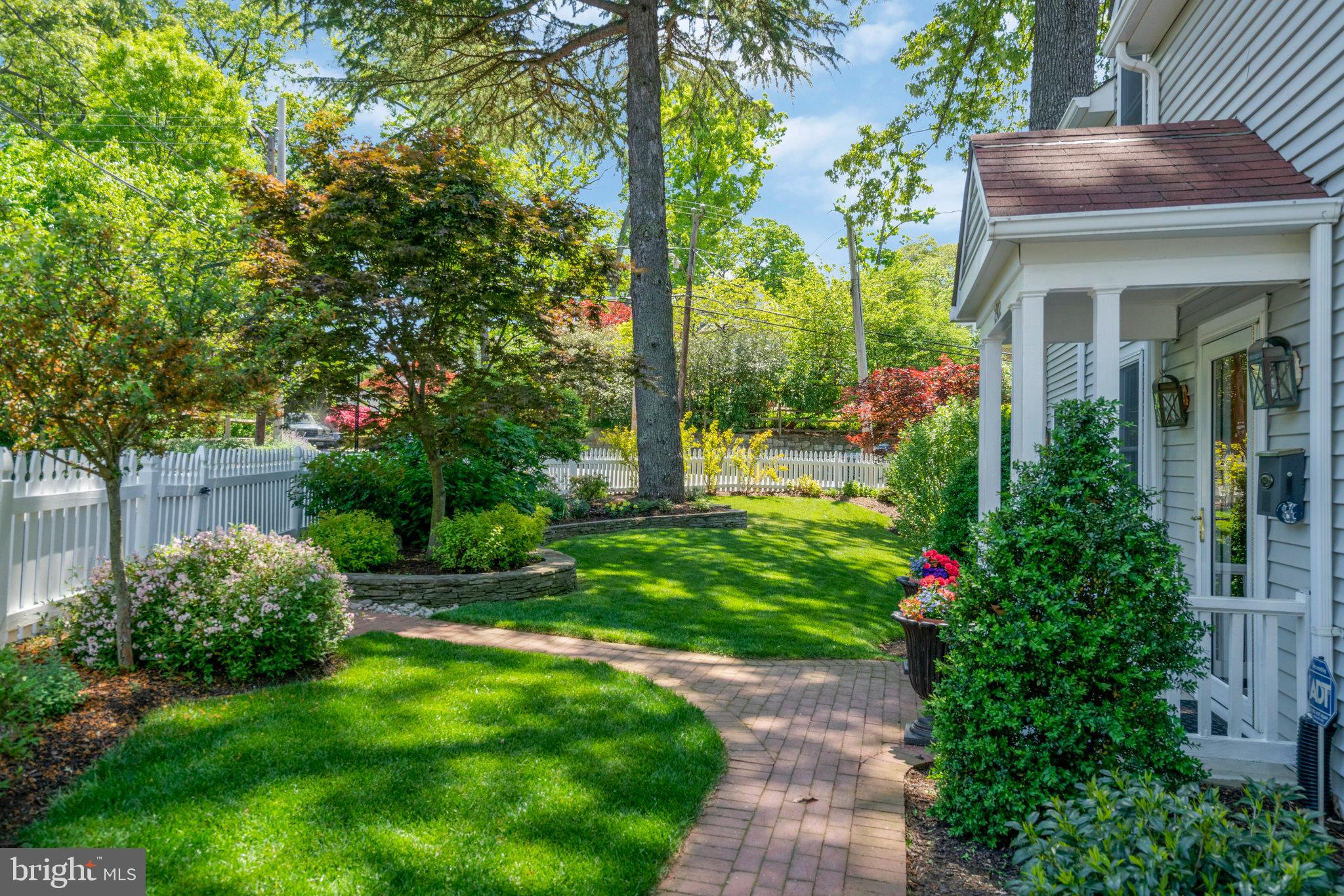 WOODMONT - Residential