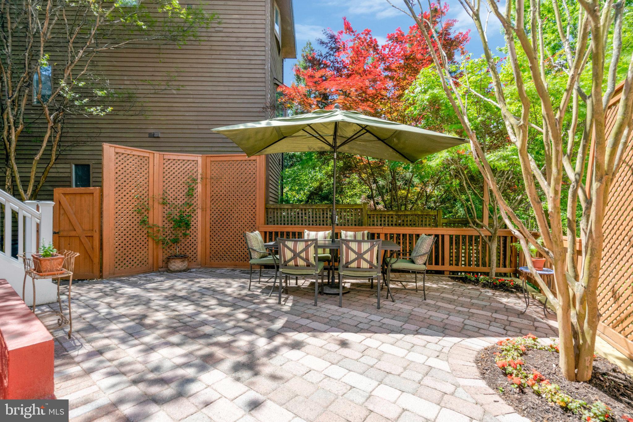 WOODMONT - Residential