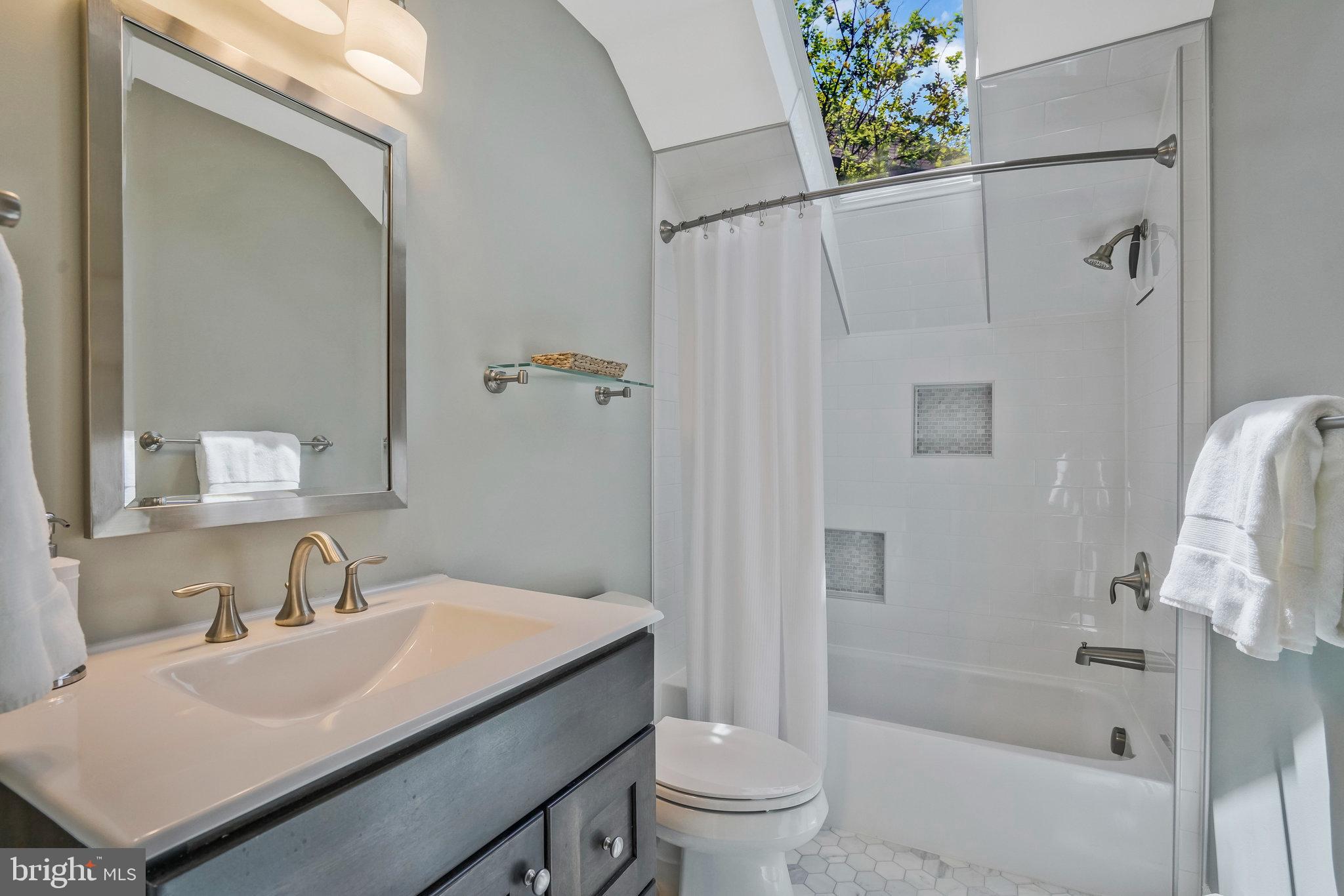 WOODMONT - Residential