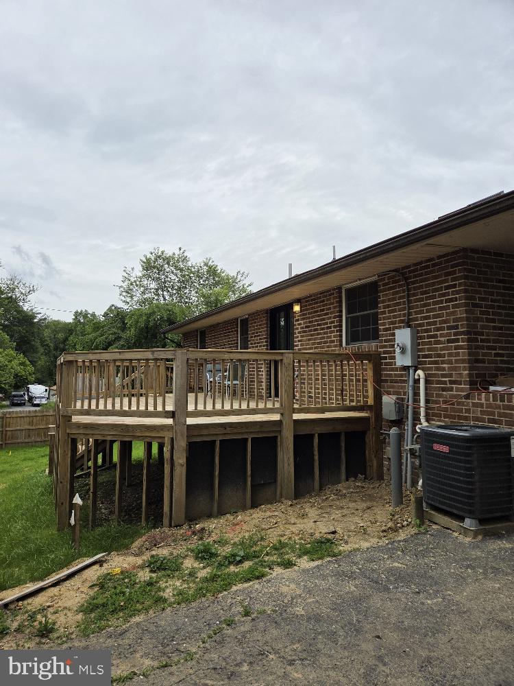 MT. PLEASANT ESTATES - Residential Lease