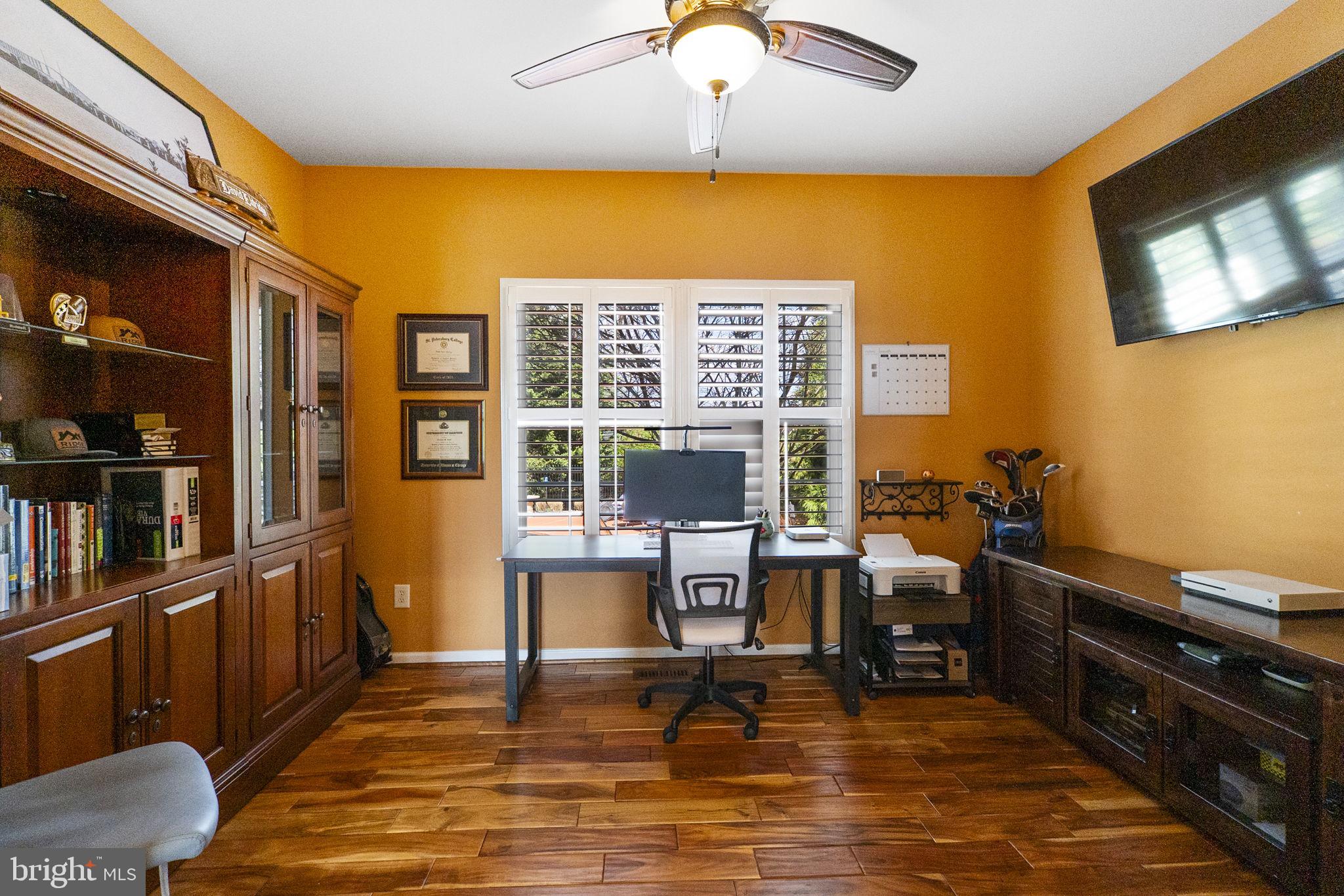 HARLAN RUN - Residential