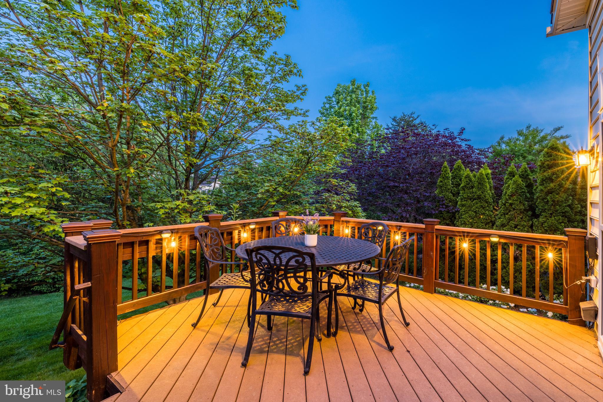 LANSDOWNE ON THE POTOMAC - Residential