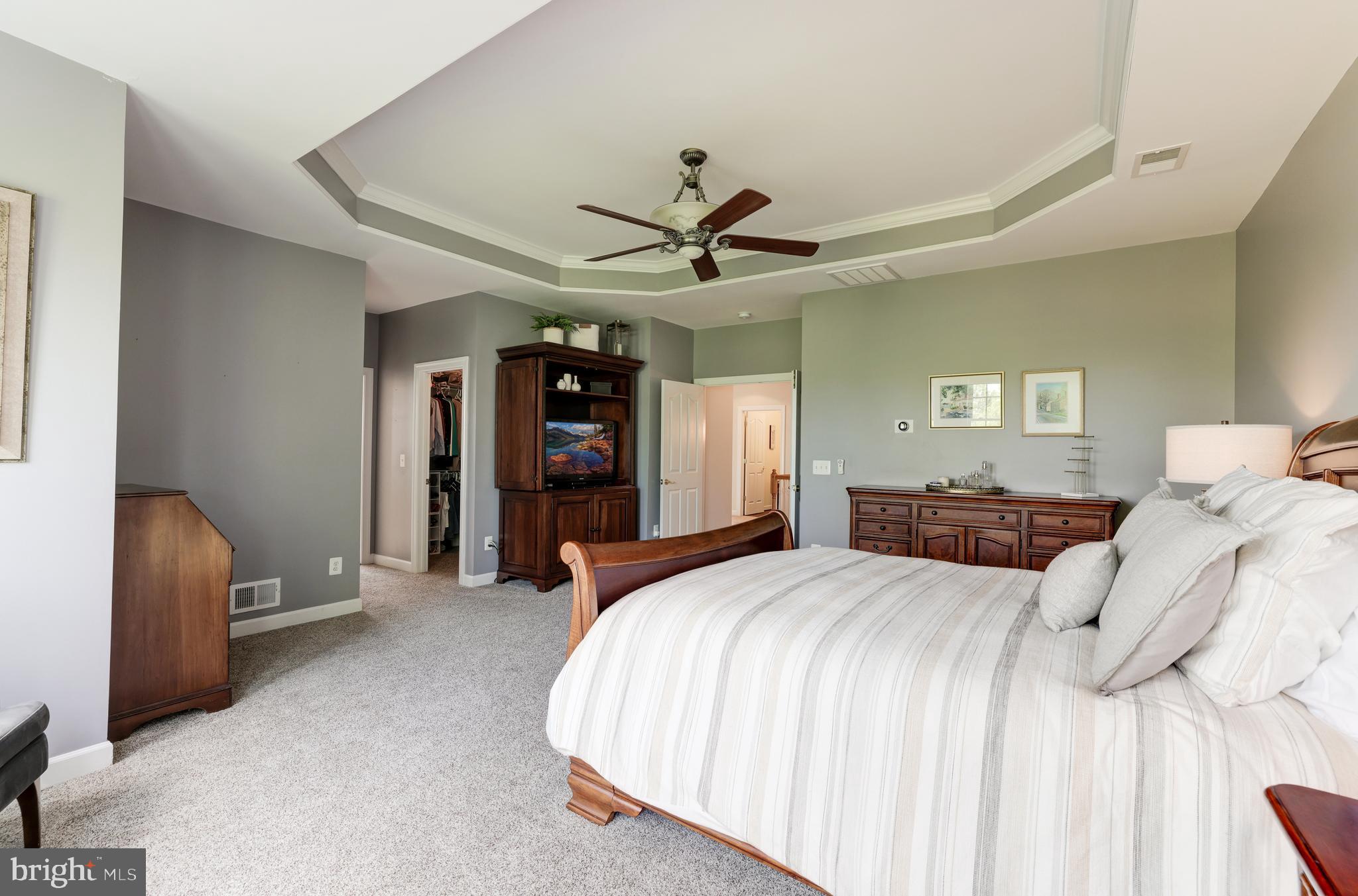 LANSDOWNE ON THE POTOMAC - Residential