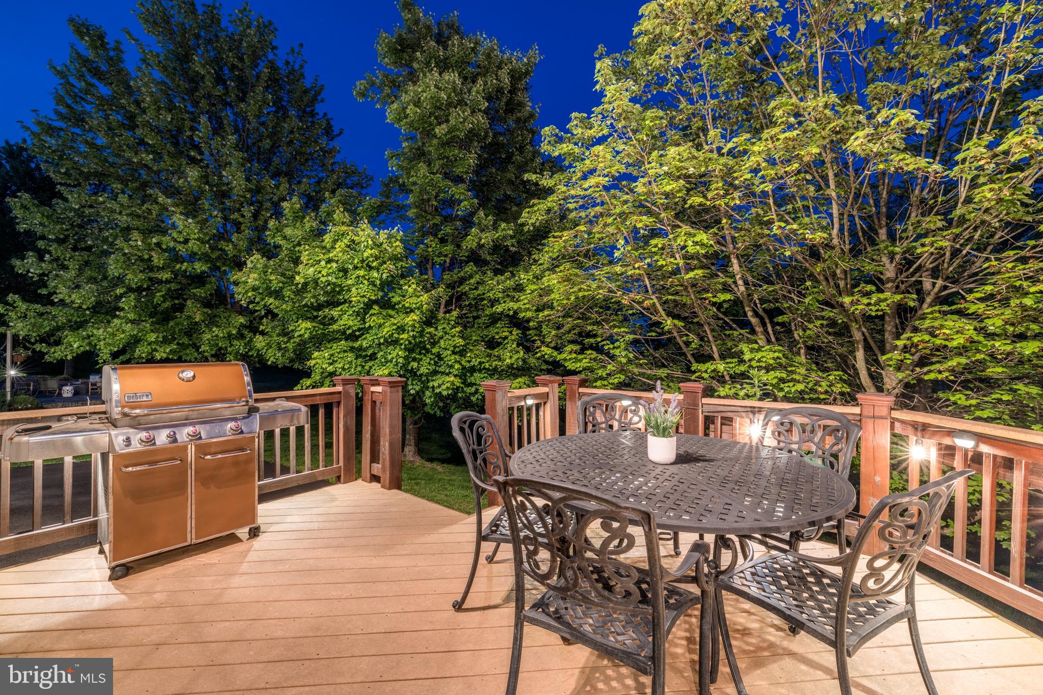 LANSDOWNE ON THE POTOMAC - Residential