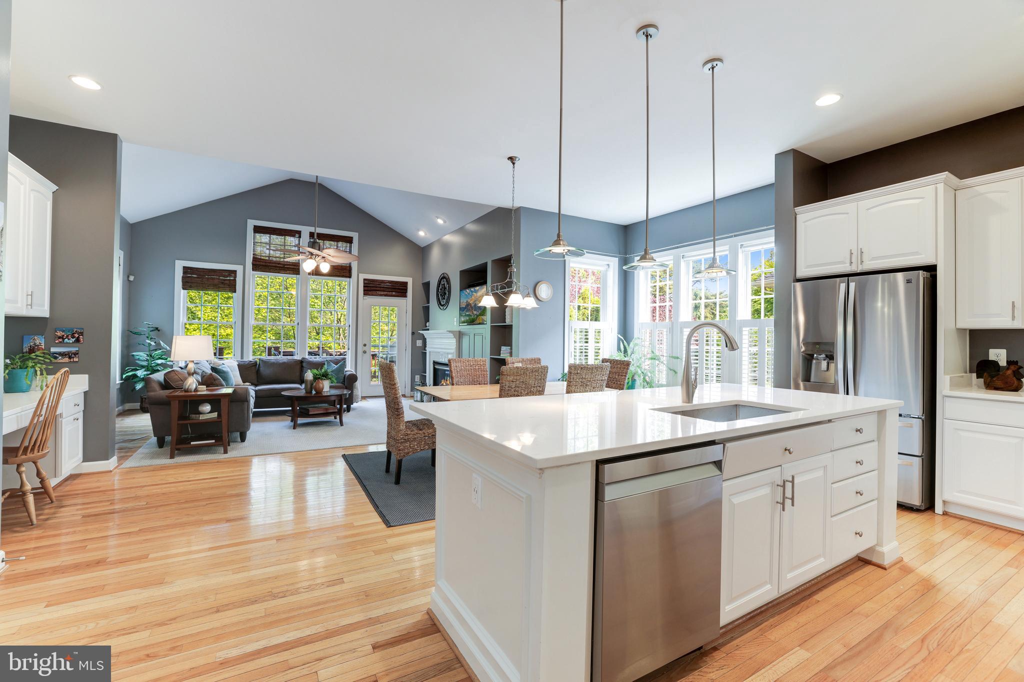 LANSDOWNE ON THE POTOMAC - Residential