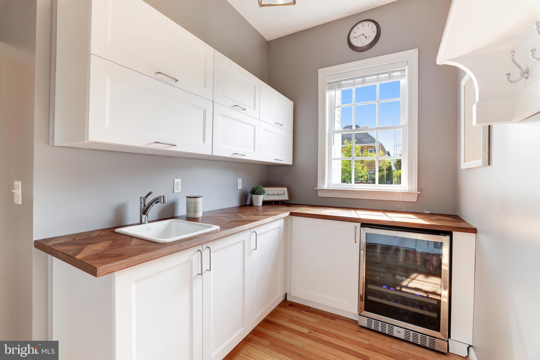 LANSDOWNE ON THE POTOMAC - Residential