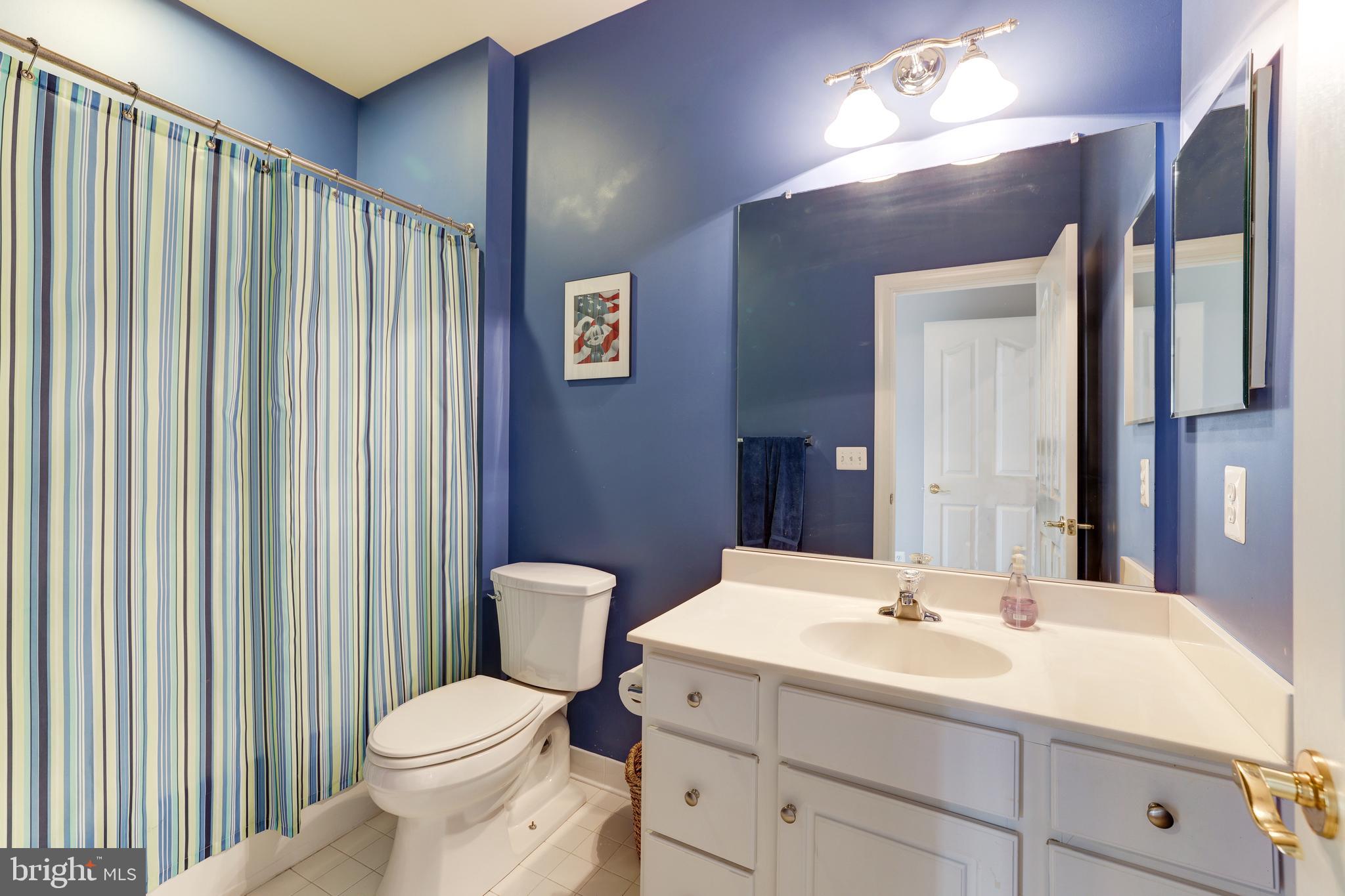 LANSDOWNE ON THE POTOMAC - Residential