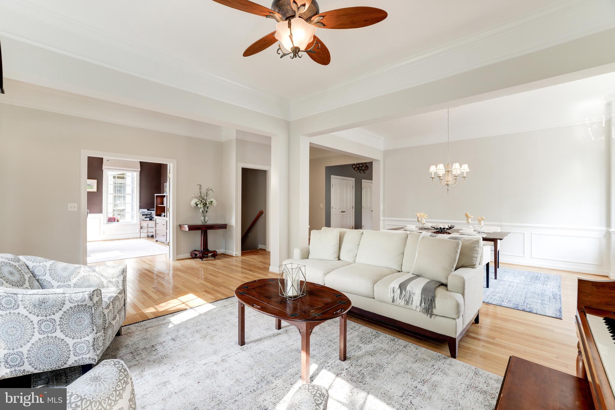 LANSDOWNE ON THE POTOMAC - Residential