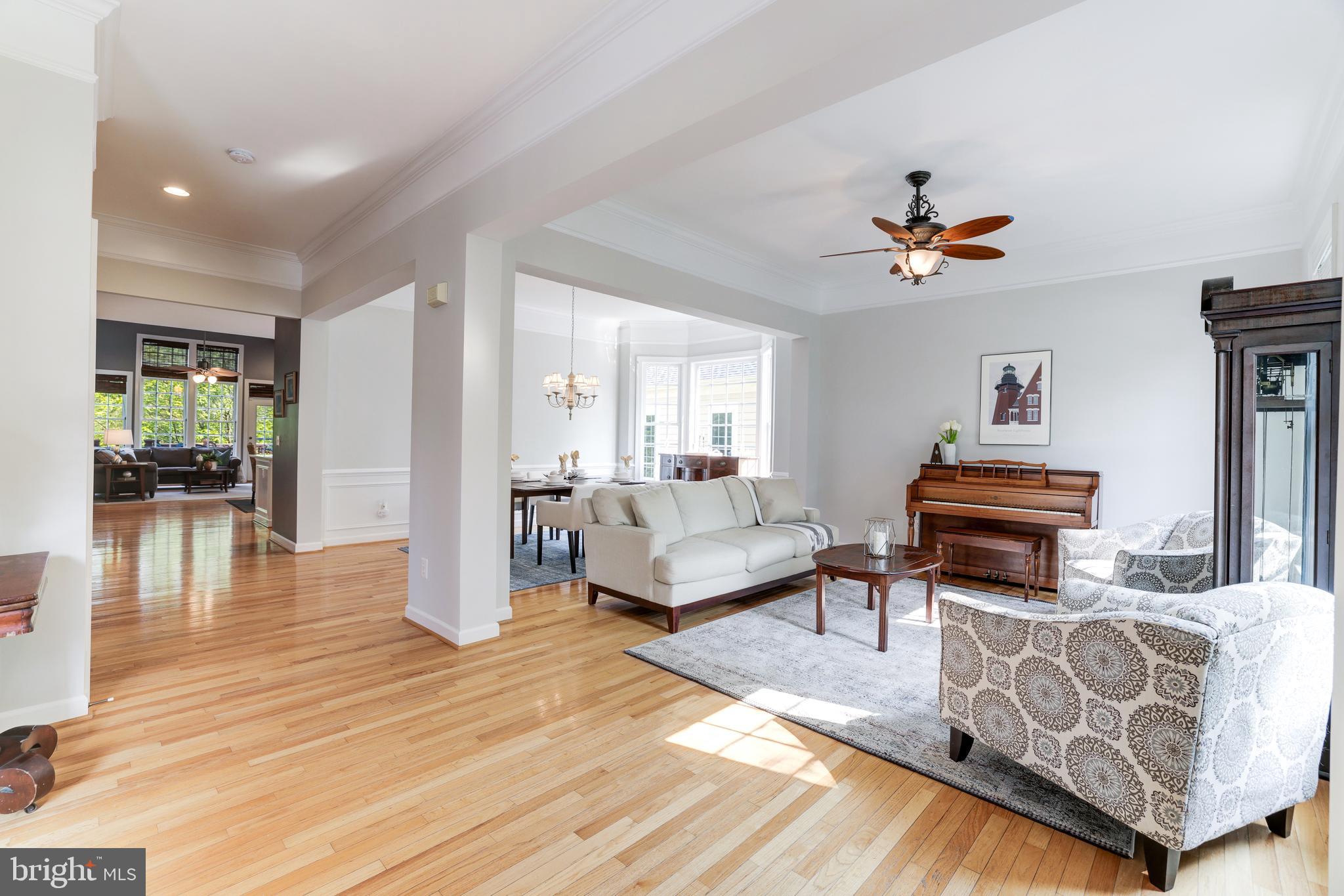 LANSDOWNE ON THE POTOMAC - Residential