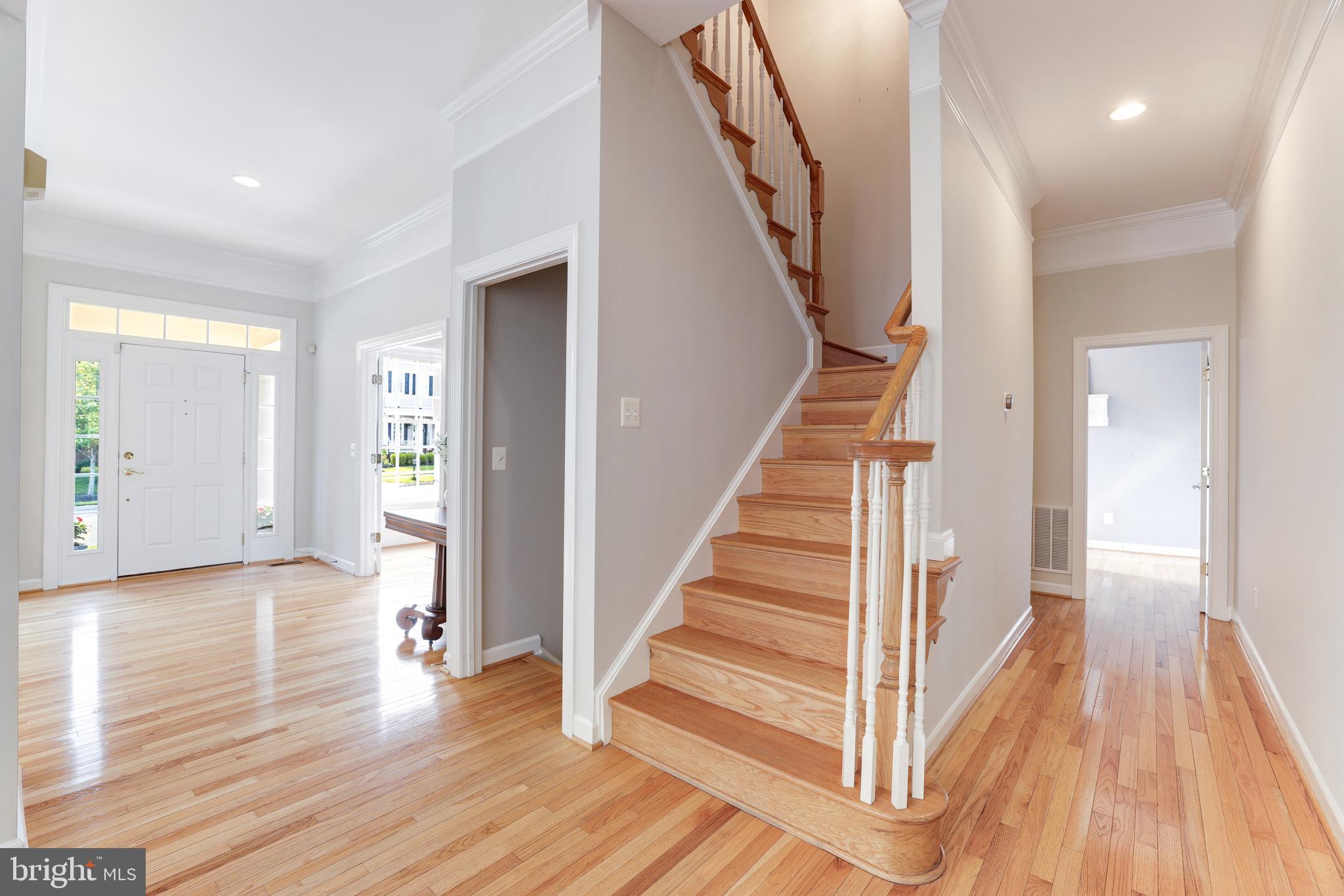 LANSDOWNE ON THE POTOMAC - Residential