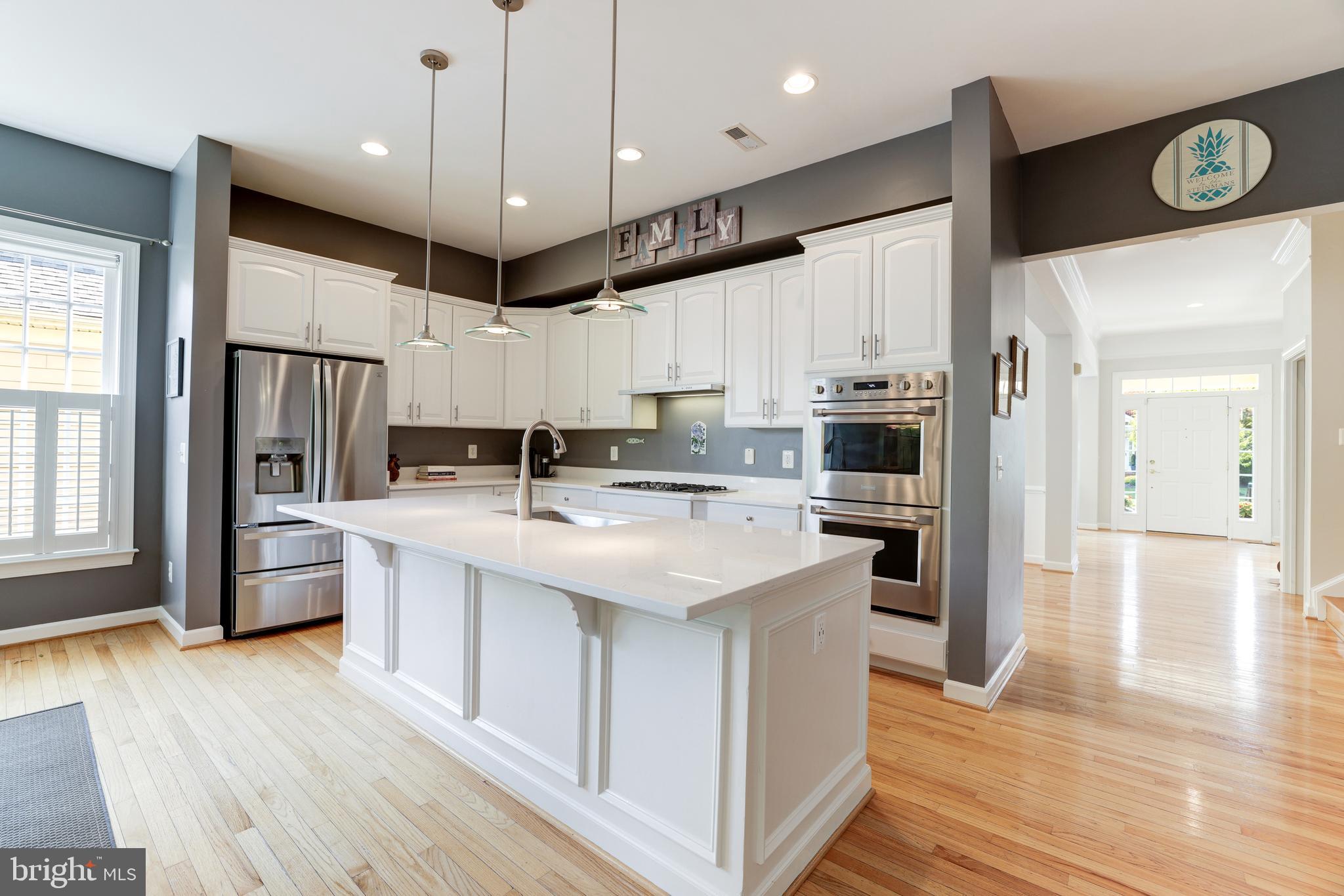 LANSDOWNE ON THE POTOMAC - Residential