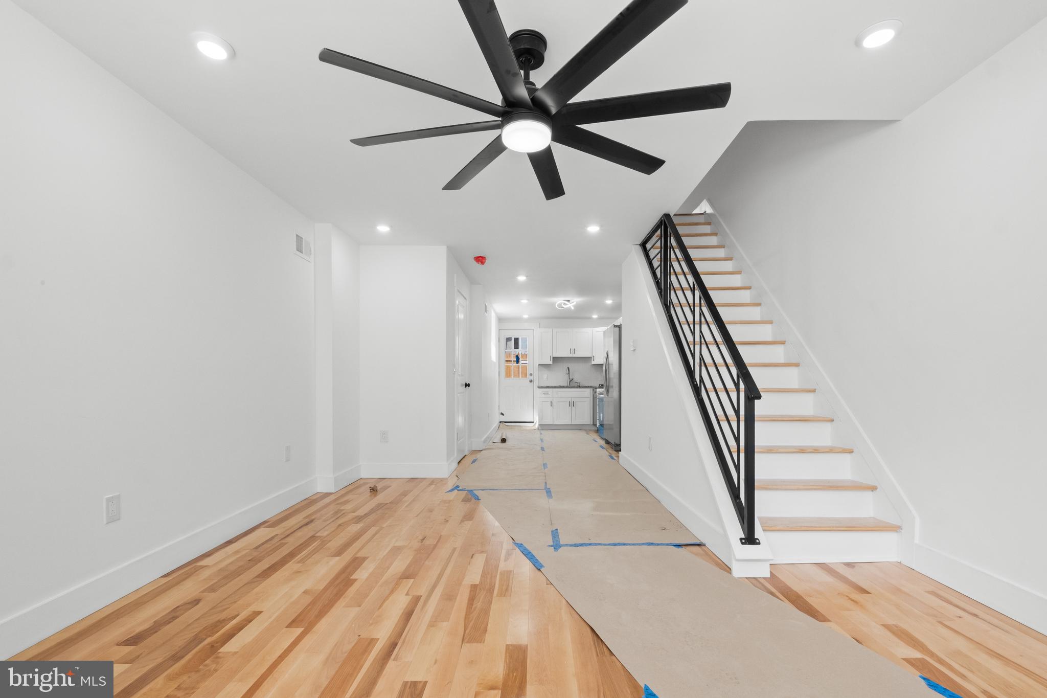 PORT RICHMOND - Residential