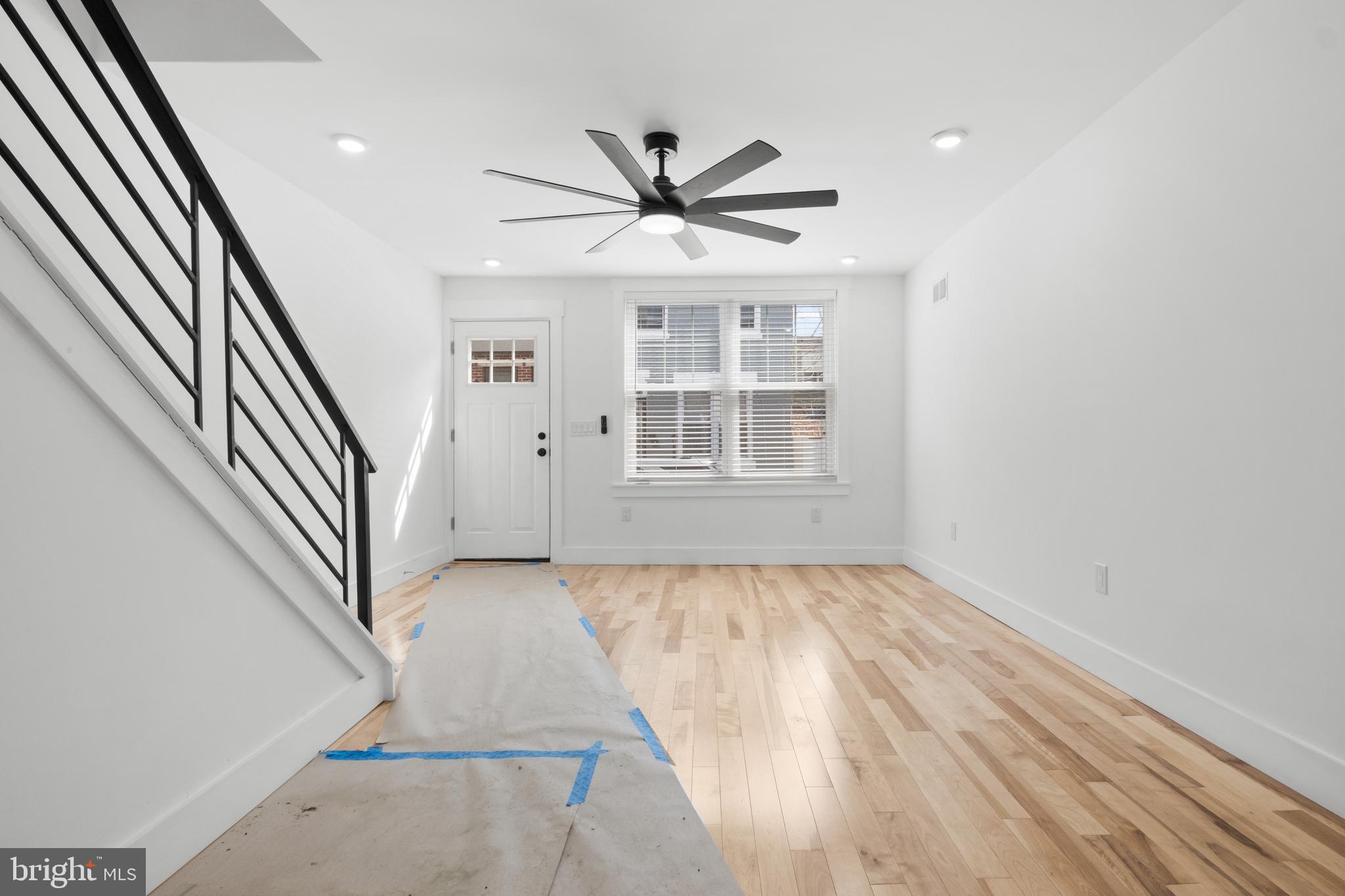 PORT RICHMOND - Residential