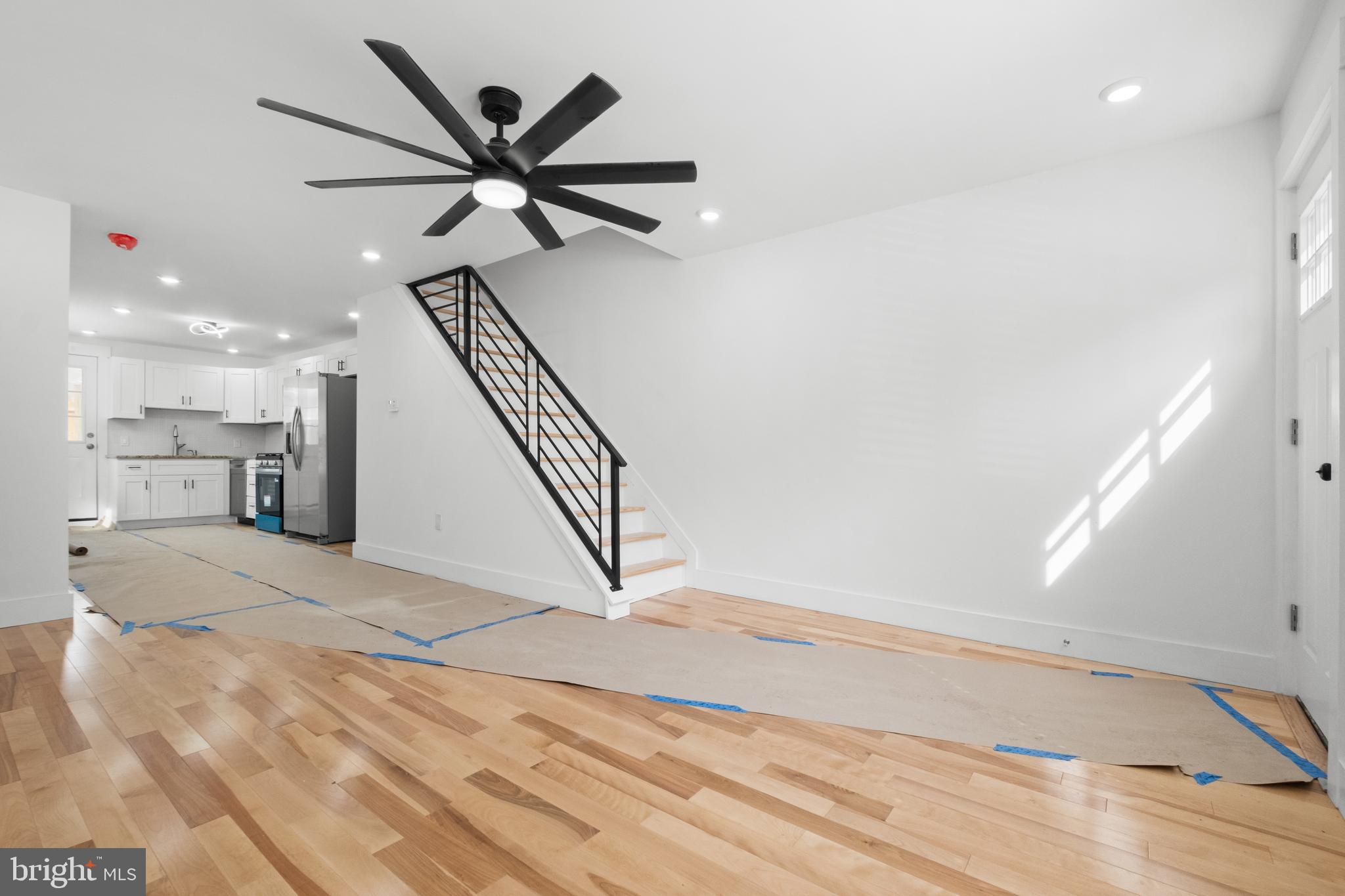 PORT RICHMOND - Residential