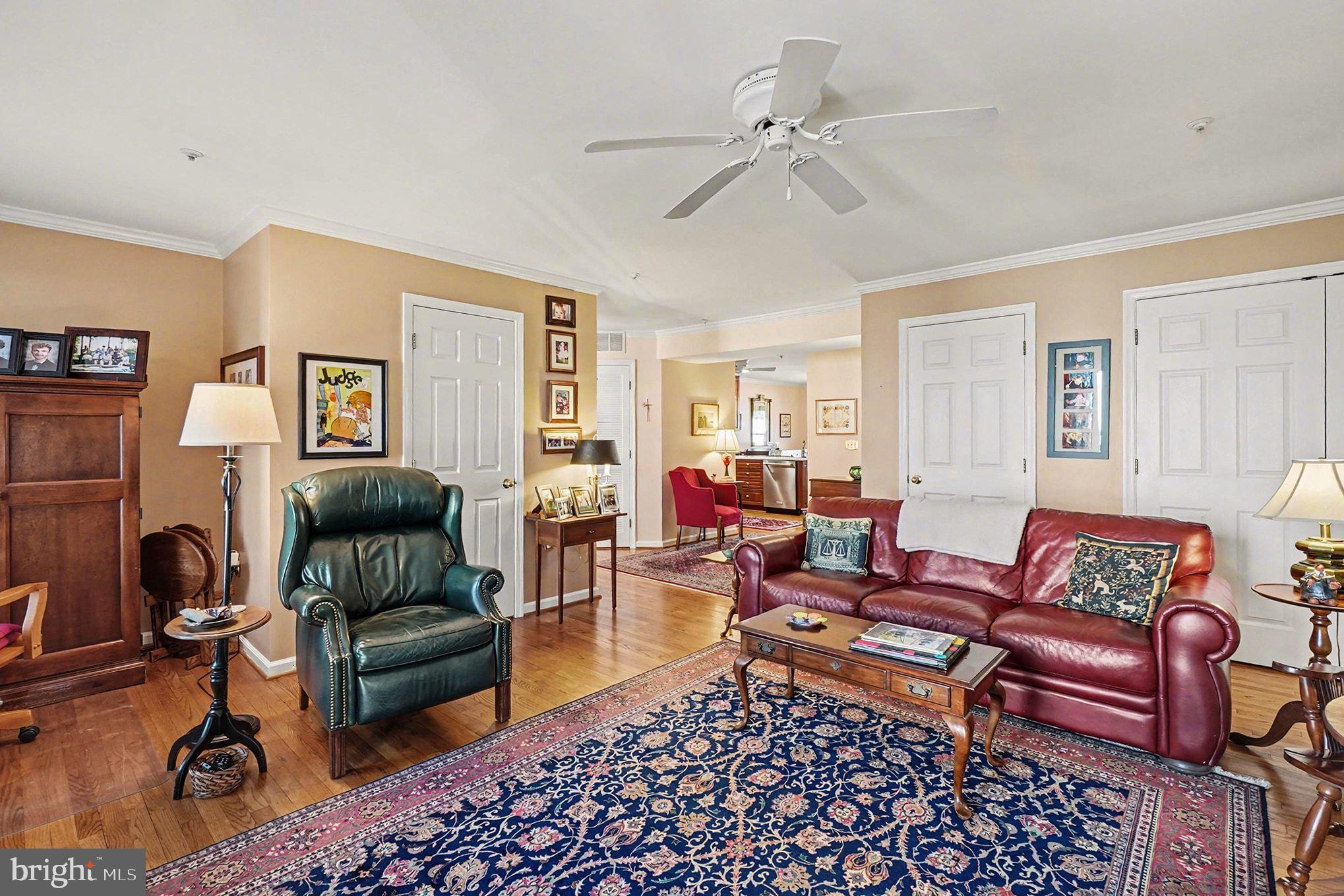 SENECA POINTE - Residential