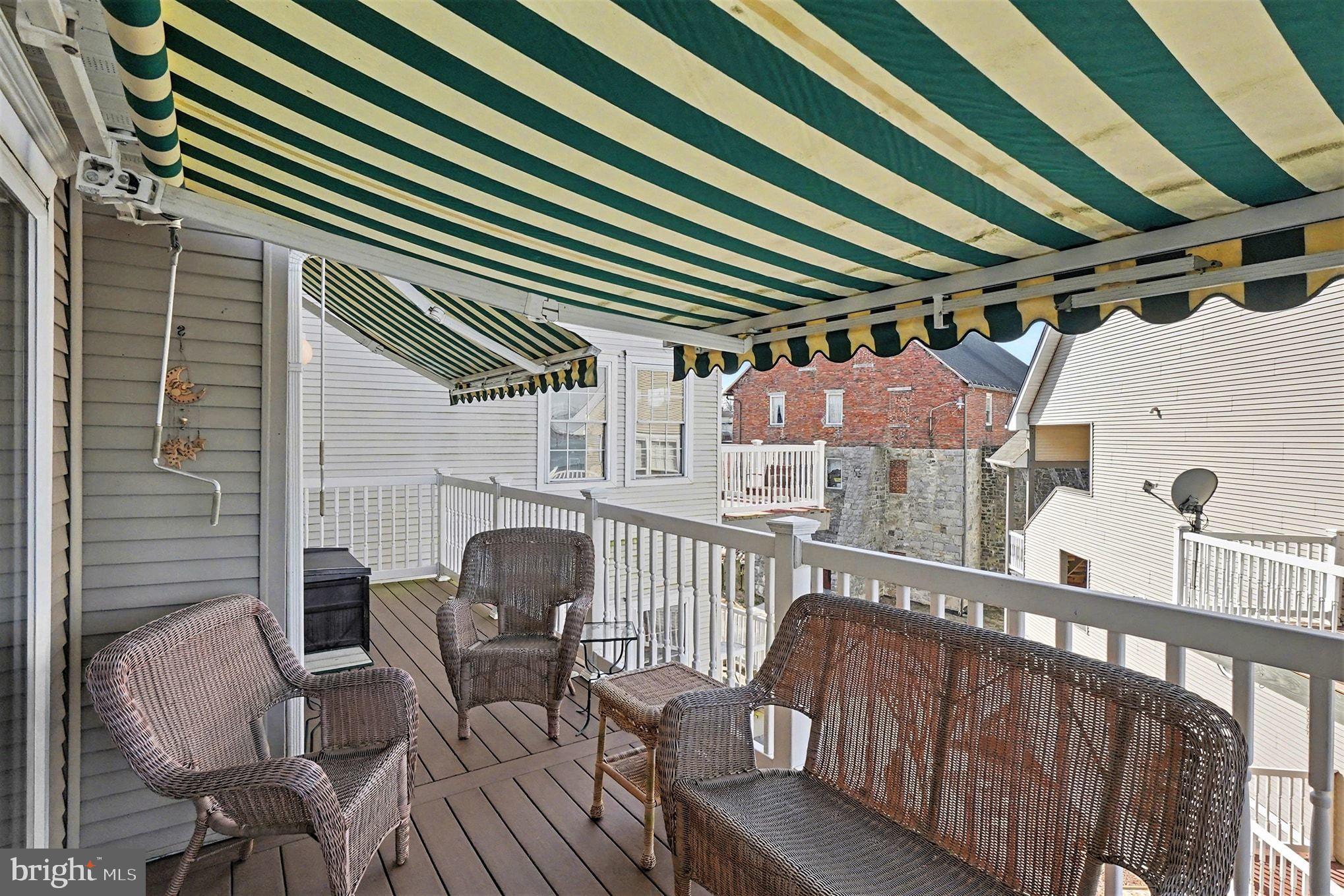 SENECA POINTE - Residential