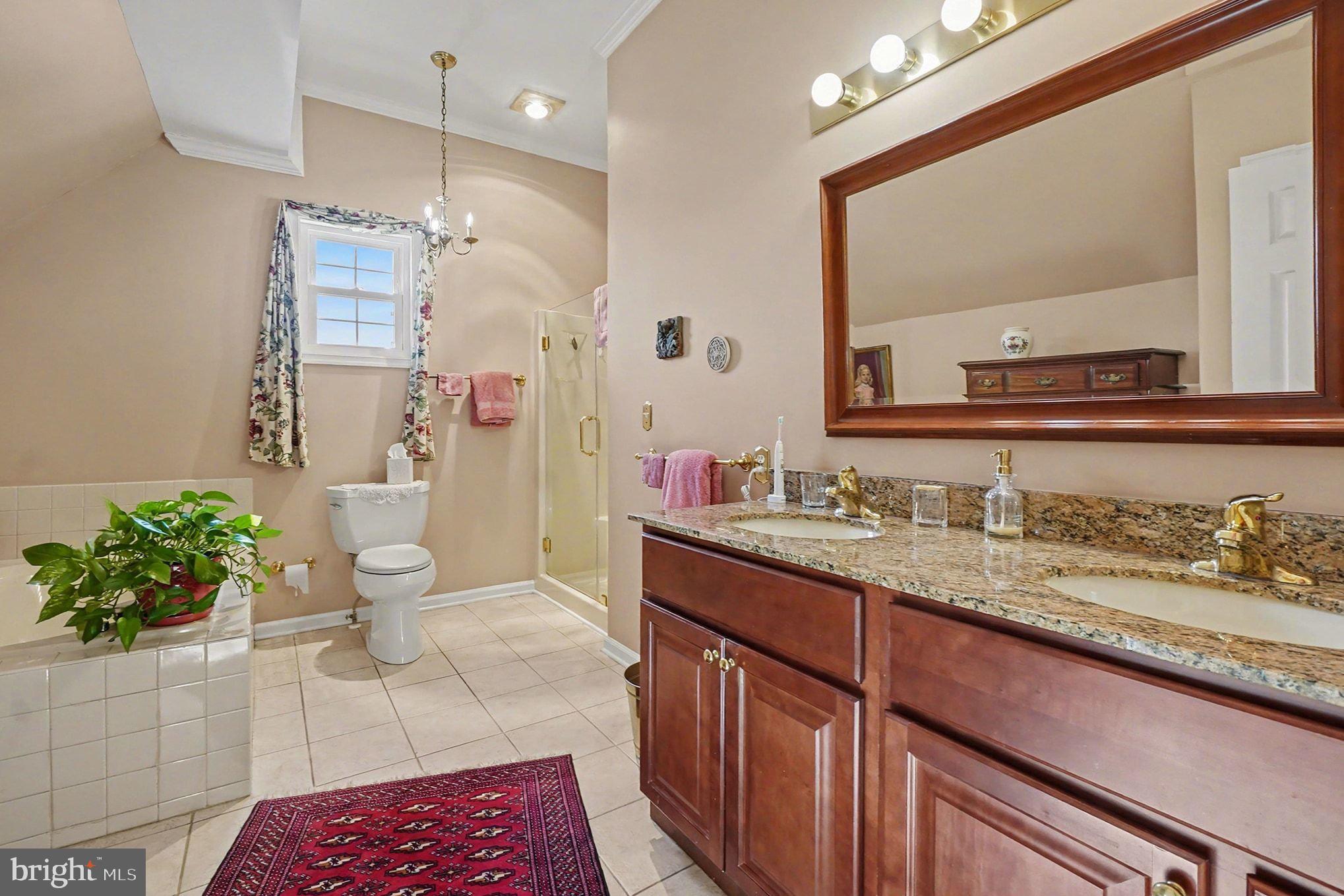 SENECA POINTE - Residential