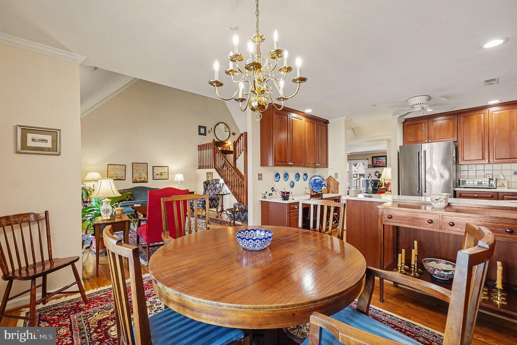 SENECA POINTE - Residential