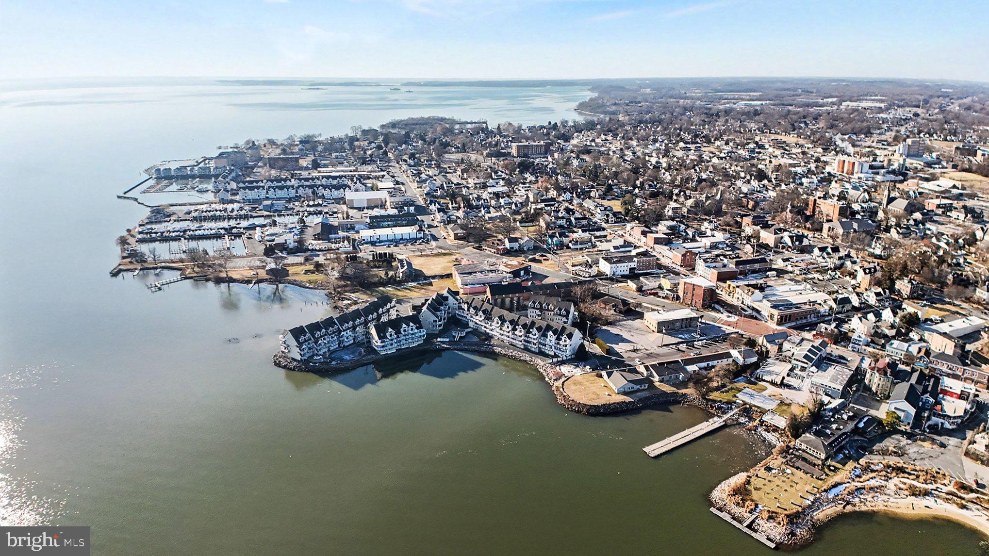 SENECA POINTE - Residential