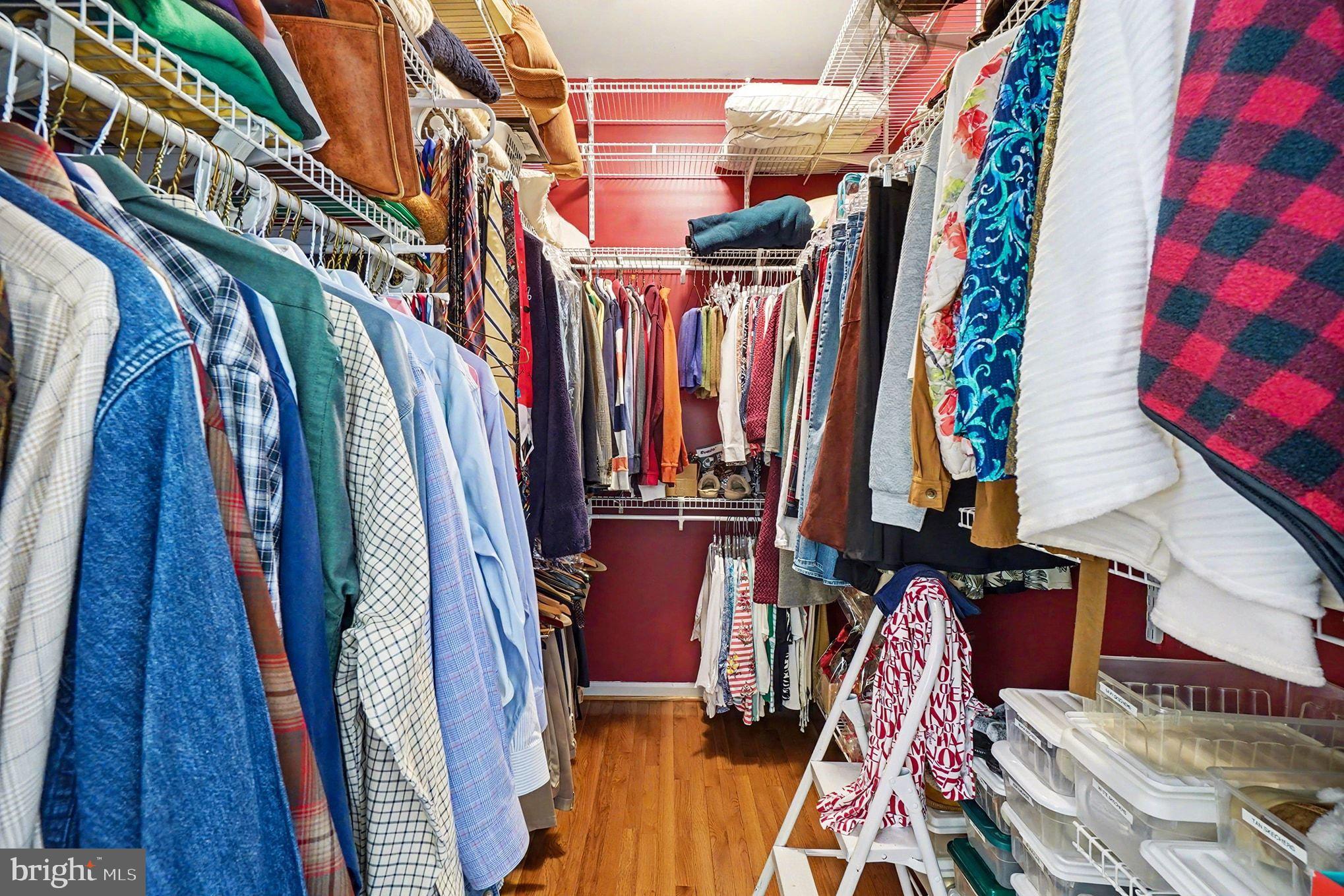 SENECA POINTE - Residential