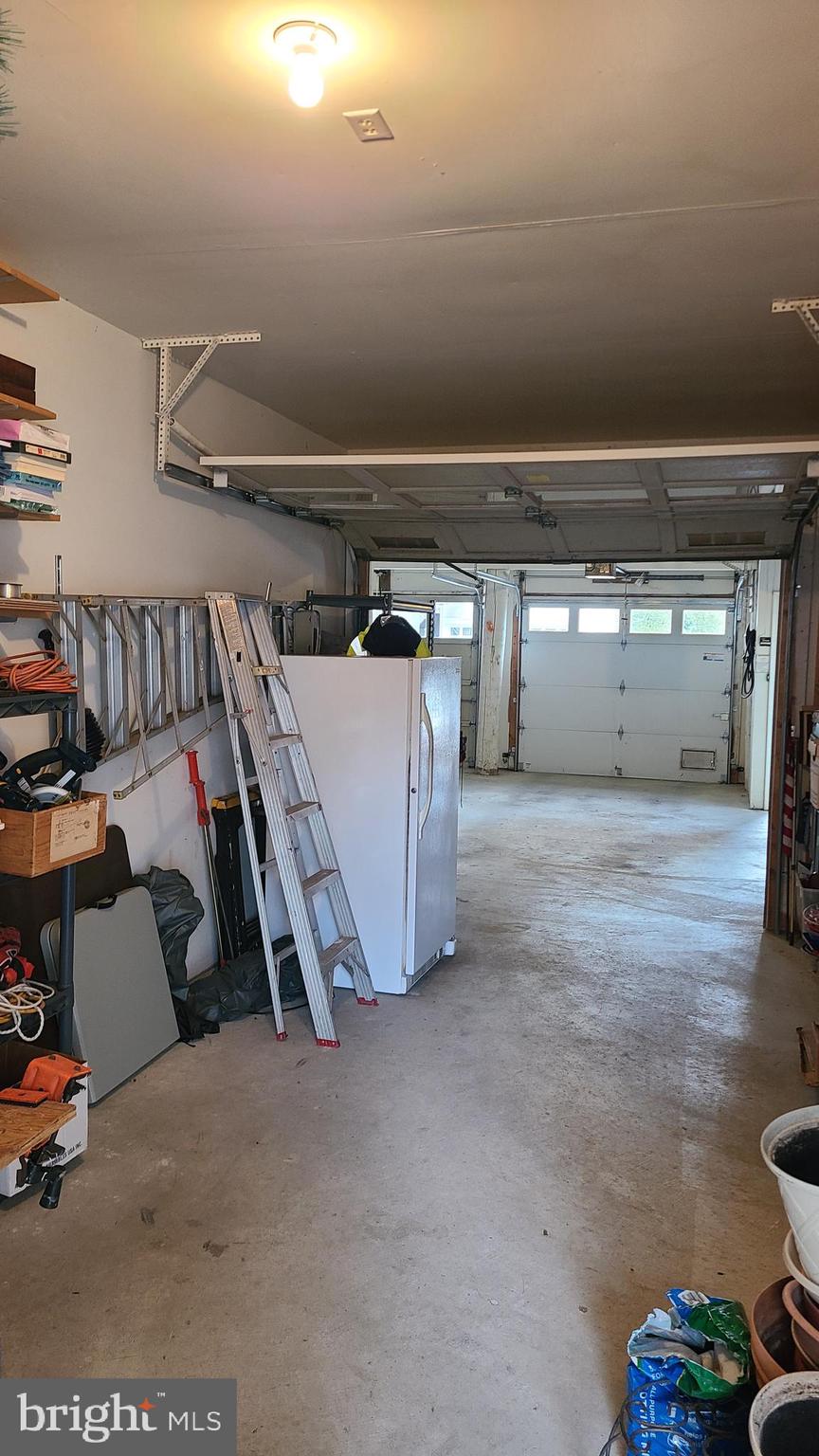 SENECA POINTE - Residential