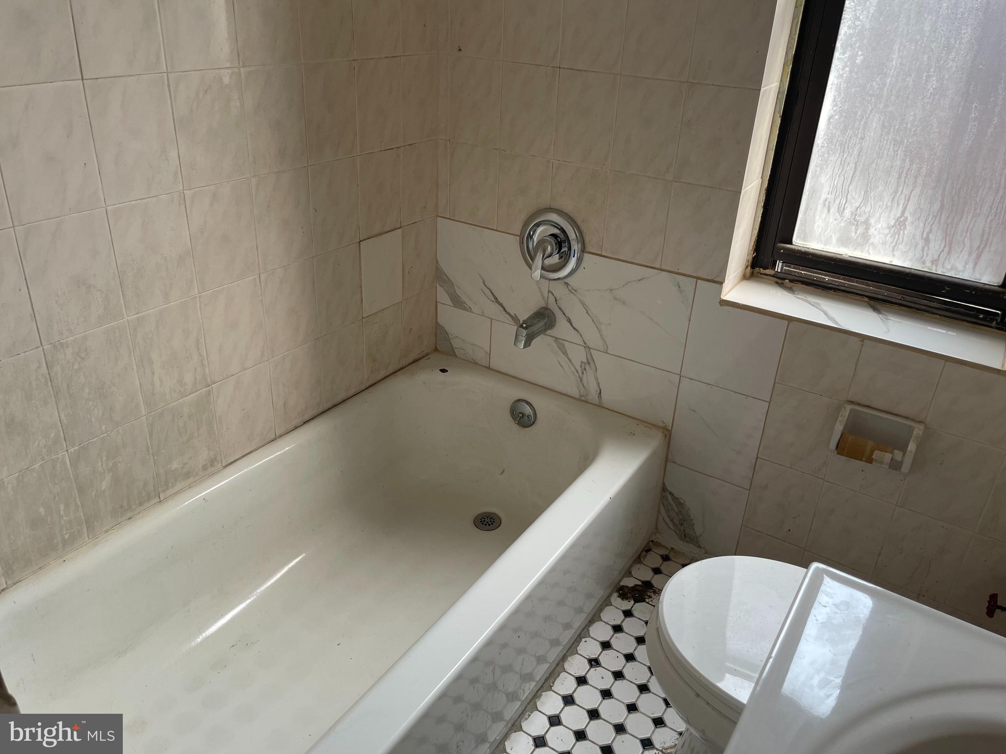 WEST PHILADELPHIA - Residential Lease