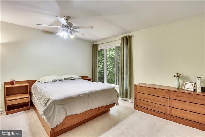 GREAT OAKS - Residential Lease