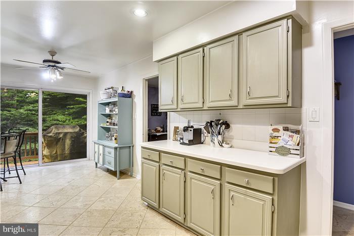 GREAT OAKS - Residential Lease