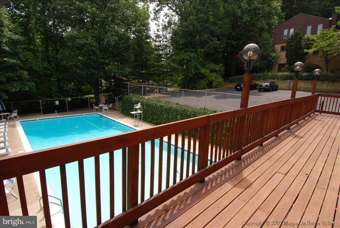 GREAT OAKS - Residential Lease