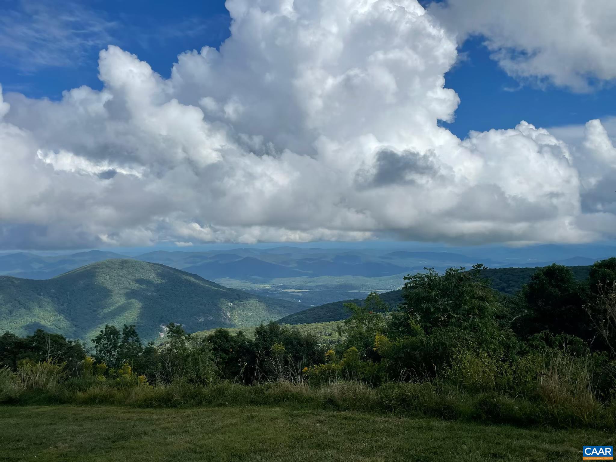 WINTERGREEN RESORT - Residential