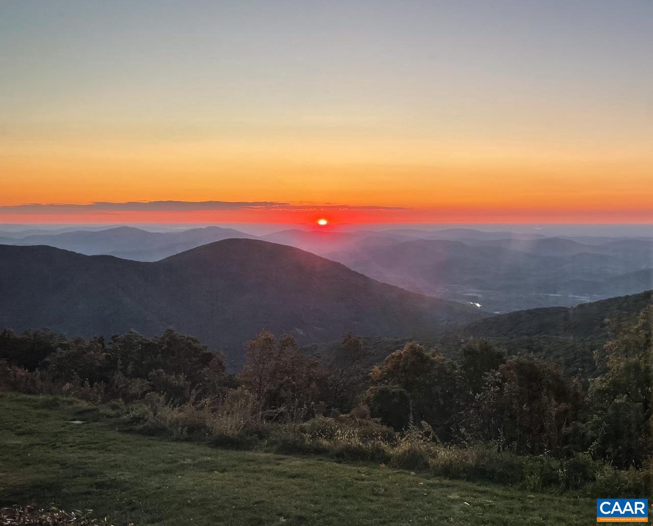 WINTERGREEN RESORT - Residential
