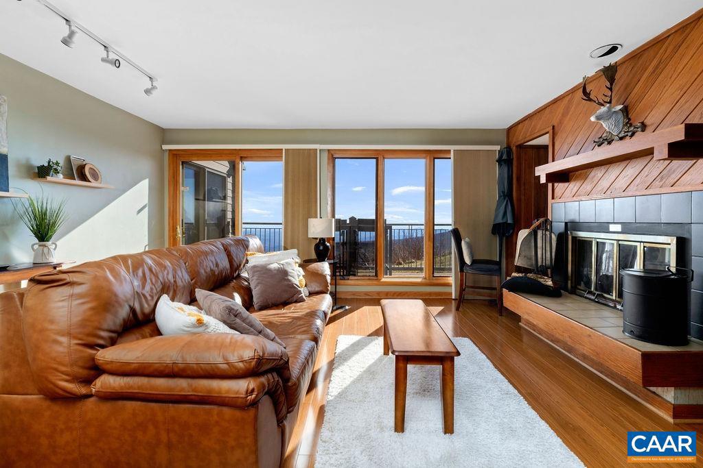 WINTERGREEN RESORT - Residential