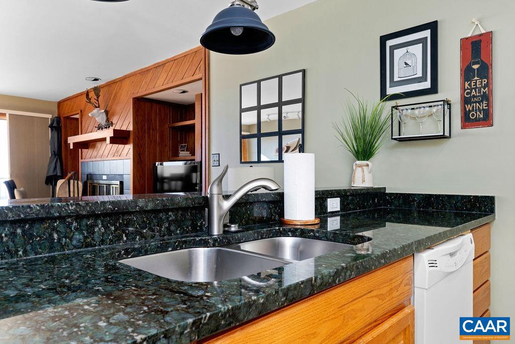 WINTERGREEN RESORT - Residential