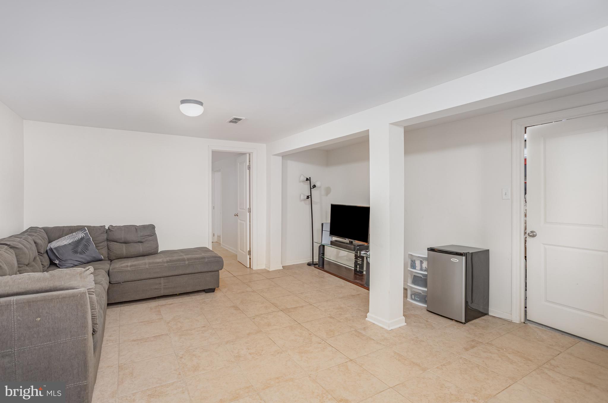 EAST HEMPFIELD TWP - Residential