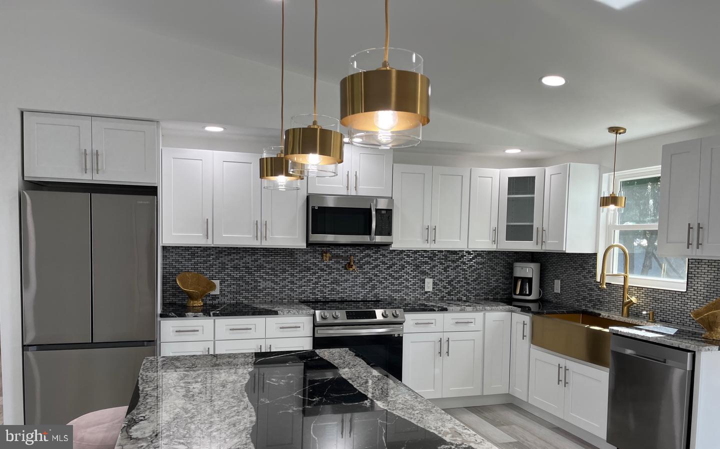 SEA SPRAY VILLAGE - Residential