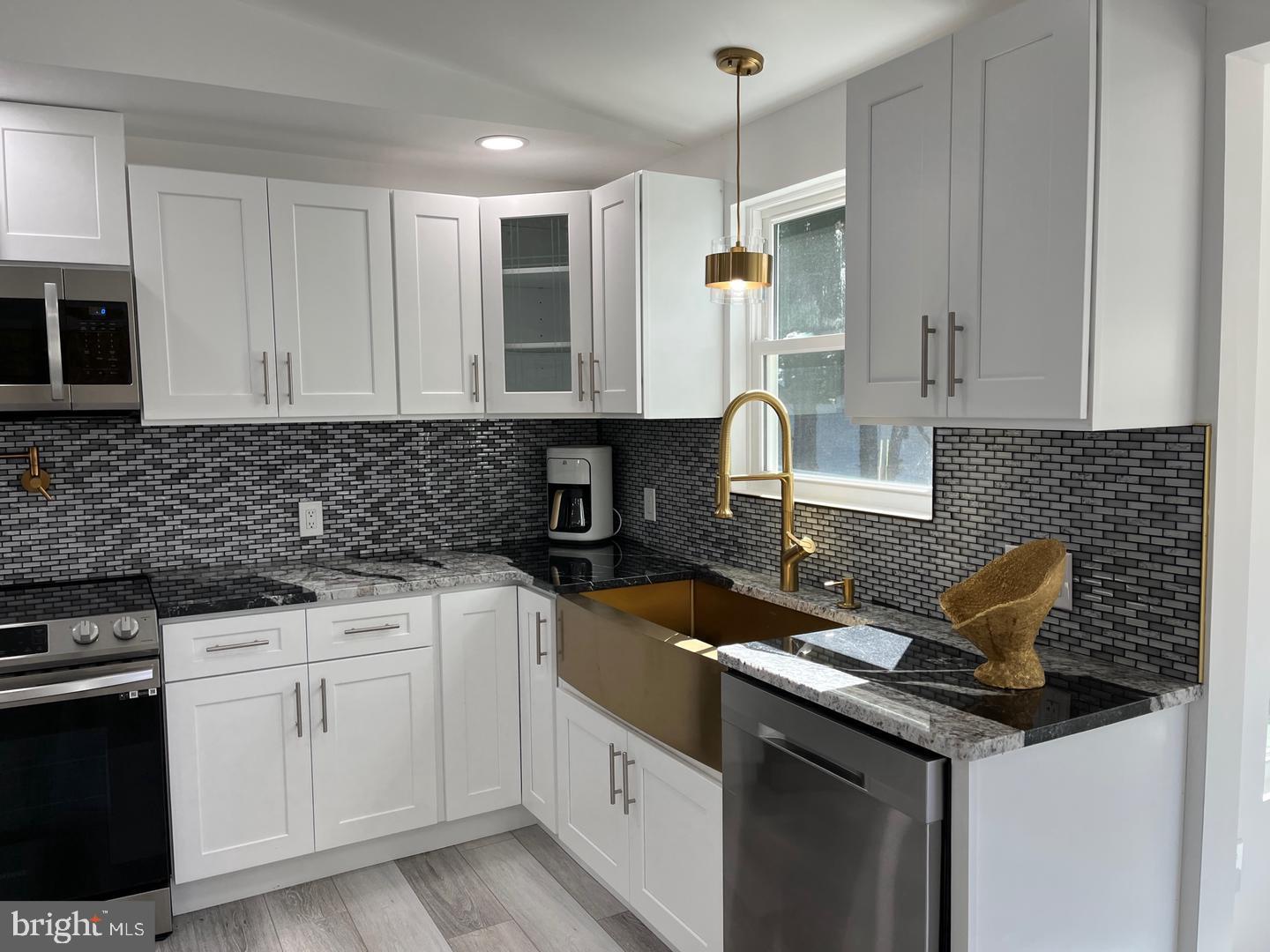 SEA SPRAY VILLAGE - Residential