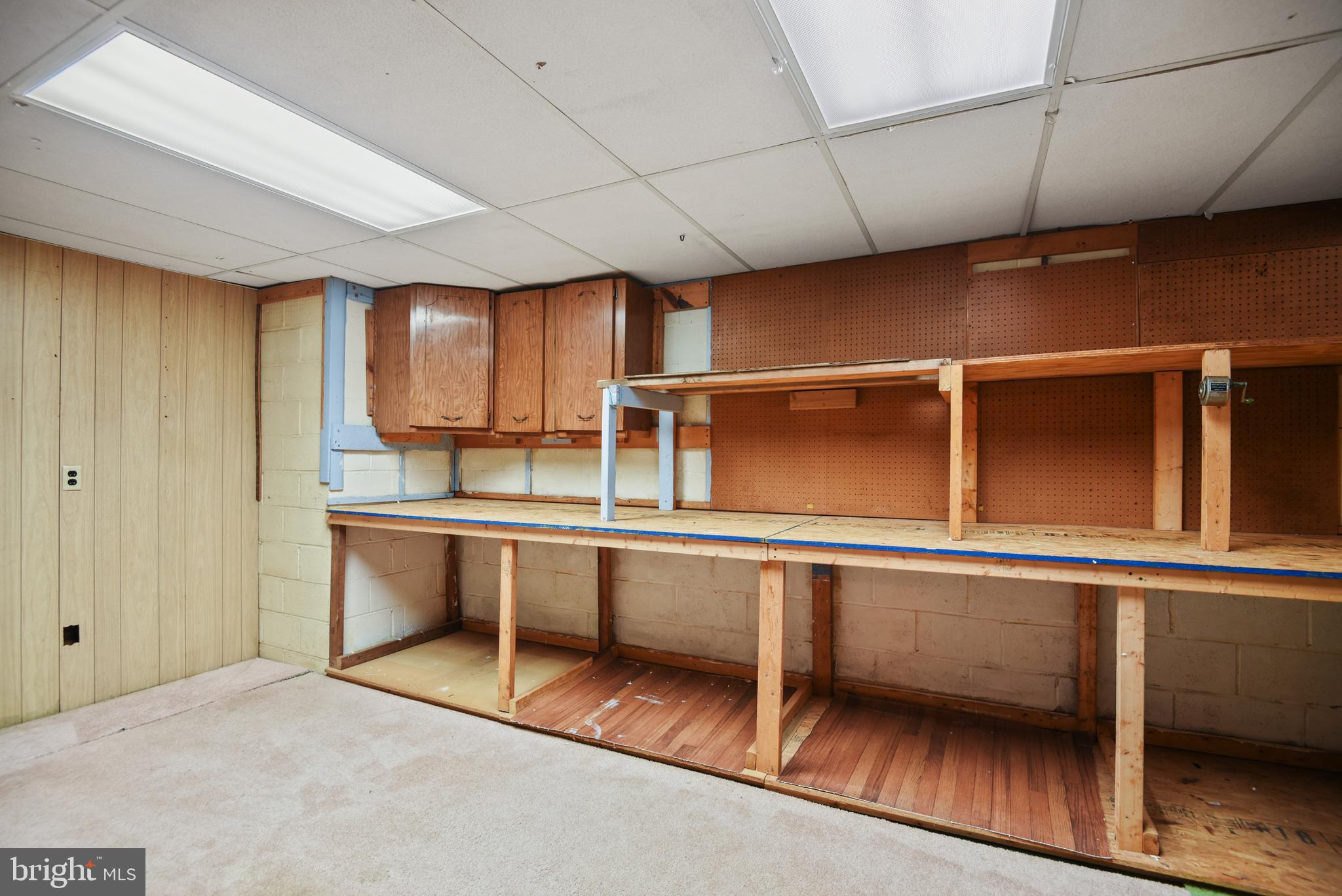 THE HIGHLANDS - Residential