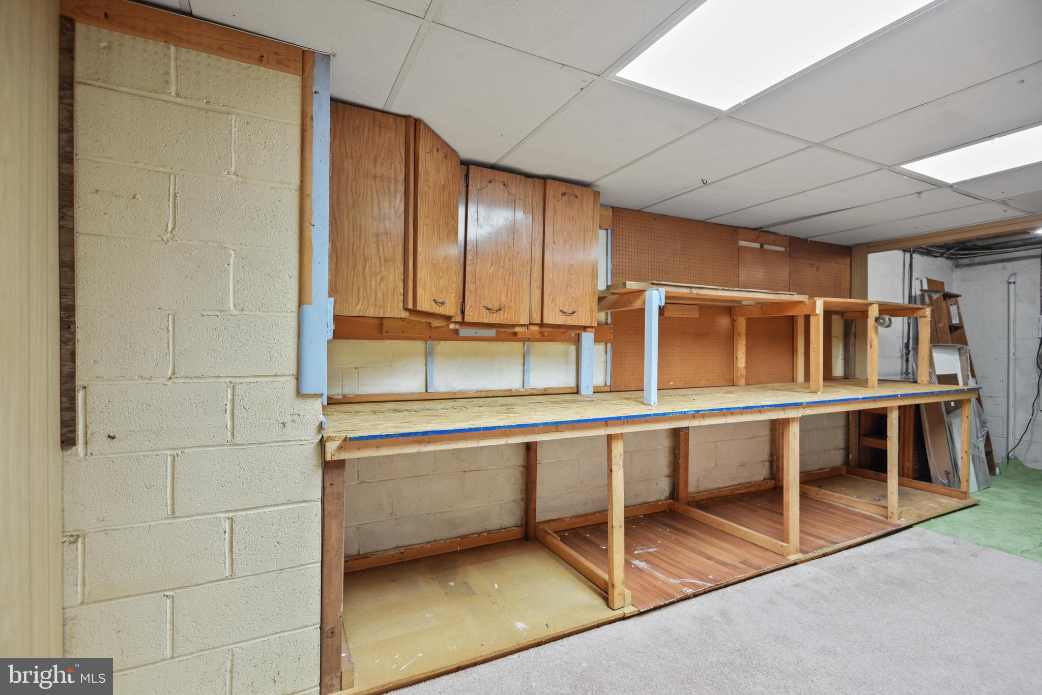 THE HIGHLANDS - Residential