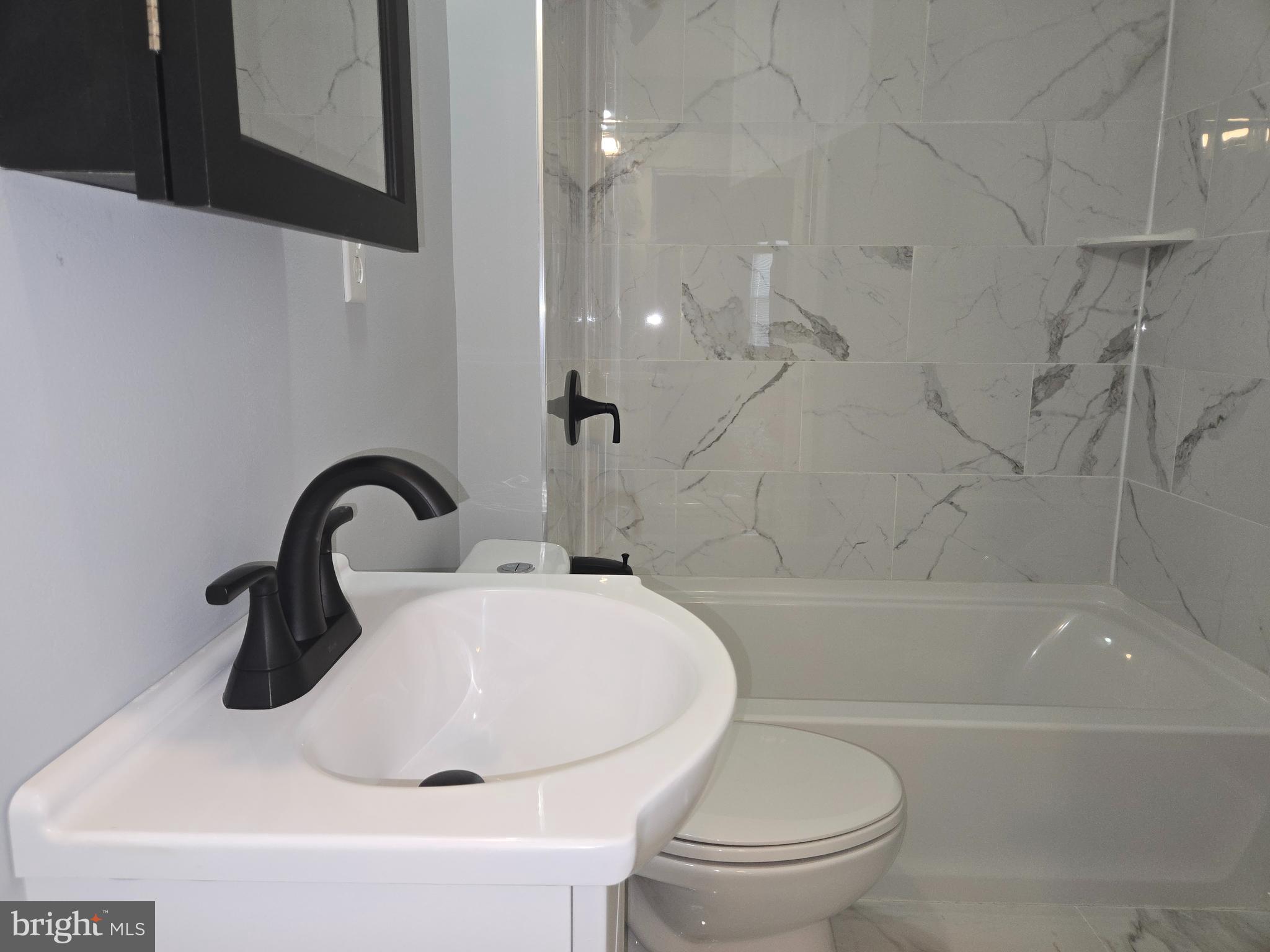 LAURAVILLE HISTORIC DISTRICT - Residential