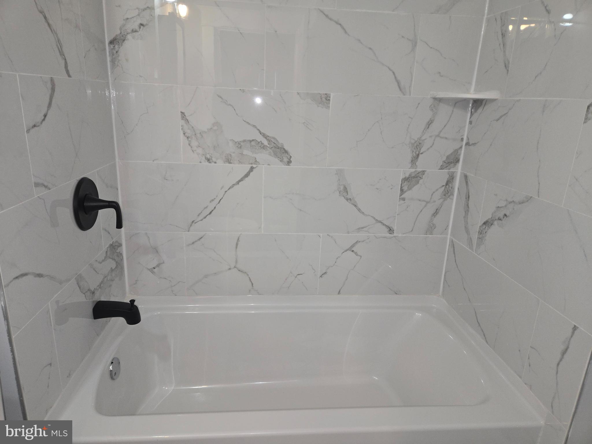 LAURAVILLE HISTORIC DISTRICT - Residential