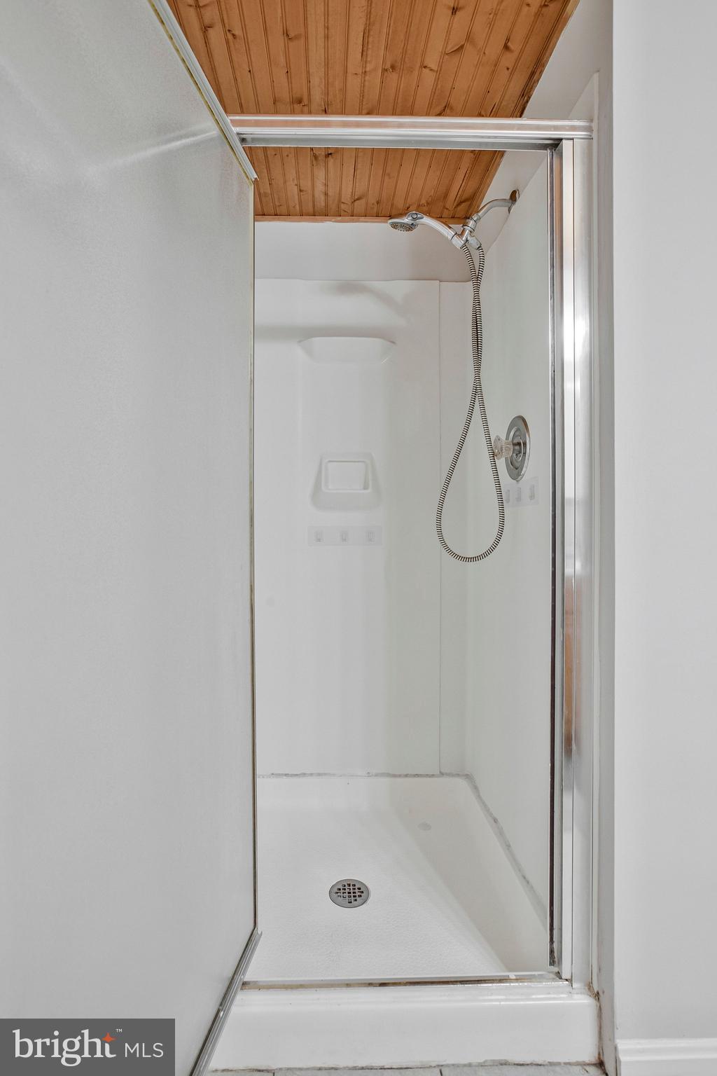 VILLAGE OF SILVER HALL - Residential