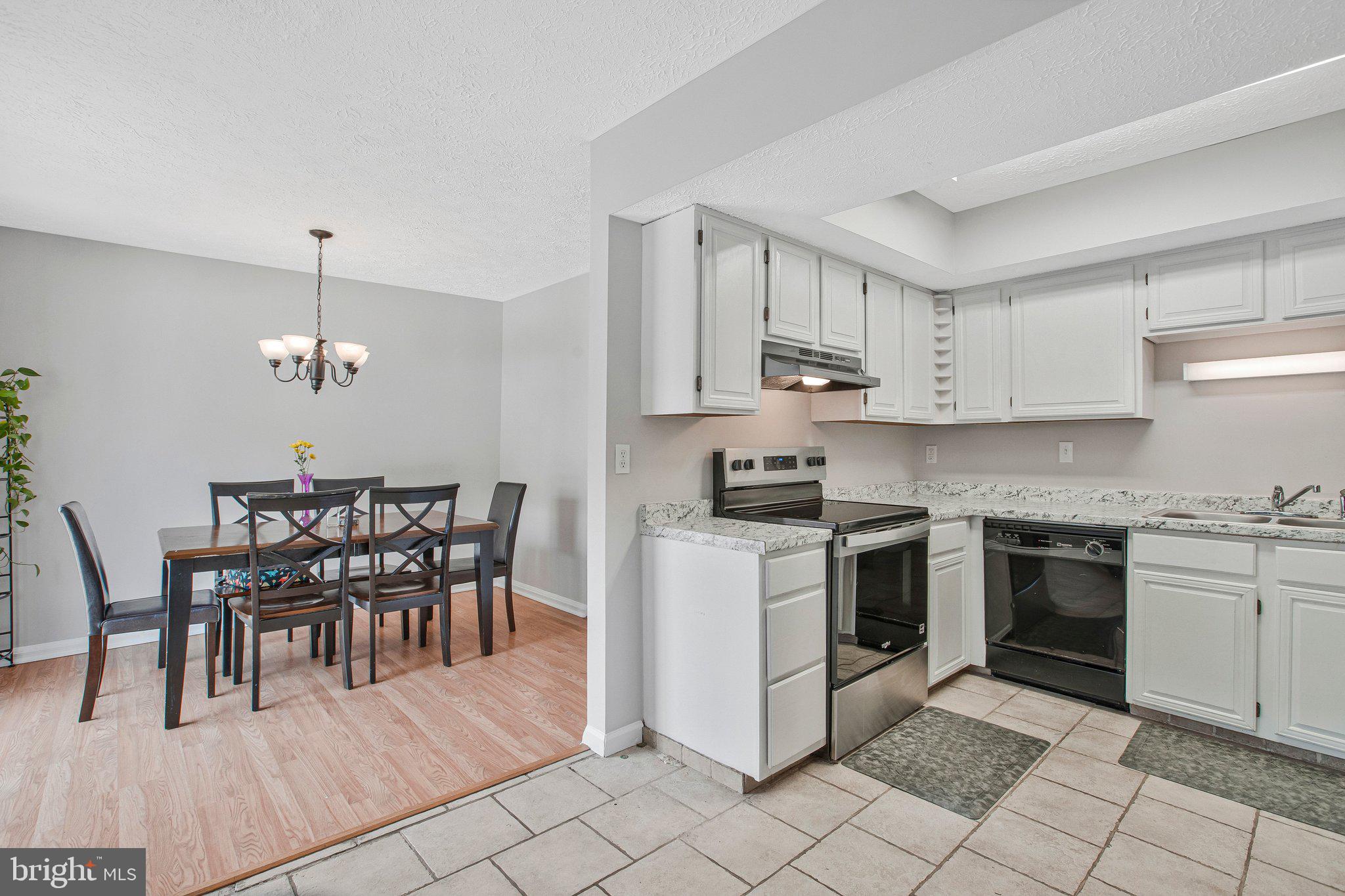 VILLAGE OF SILVER HALL - Residential