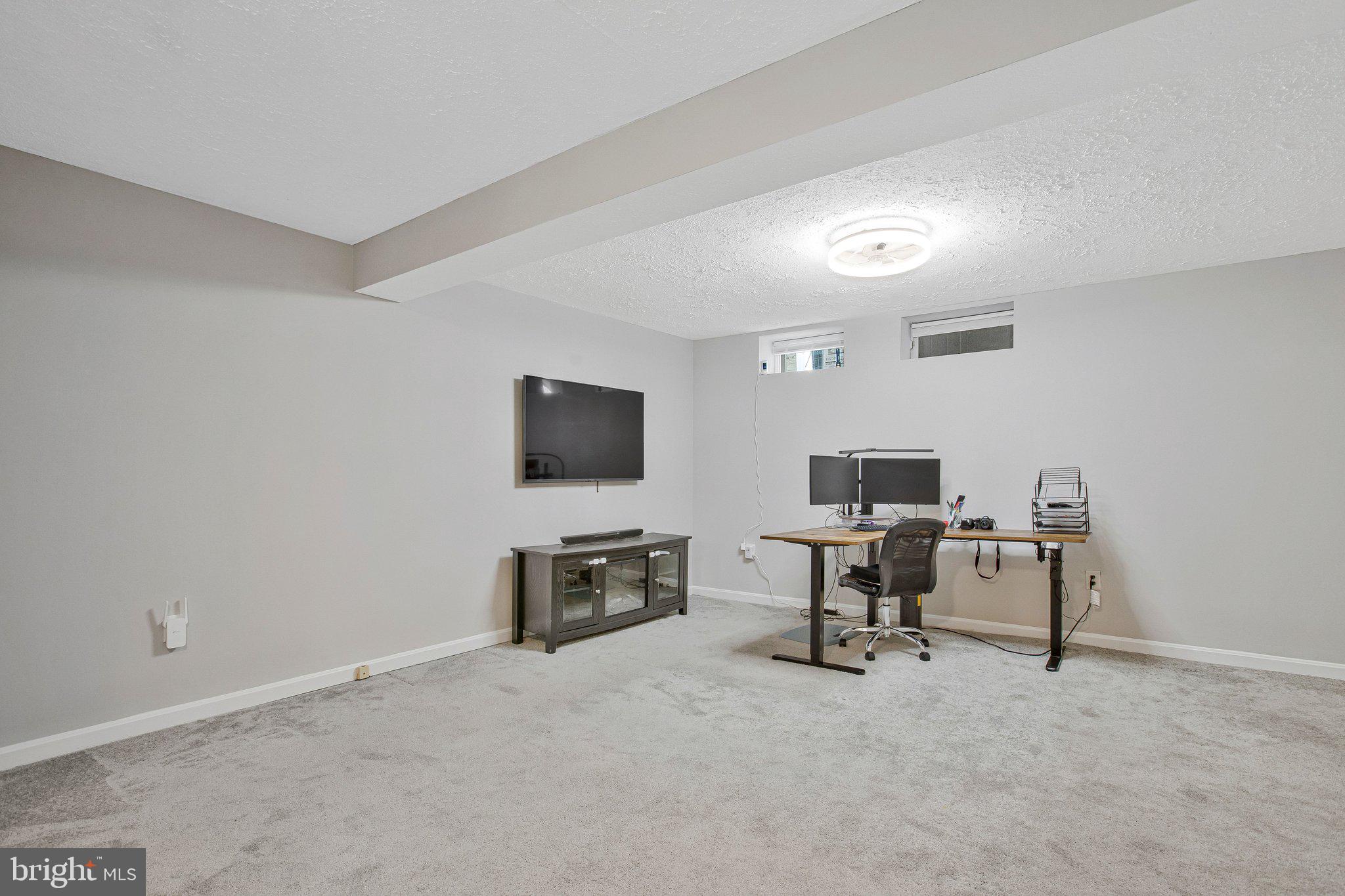 VILLAGE OF SILVER HALL - Residential