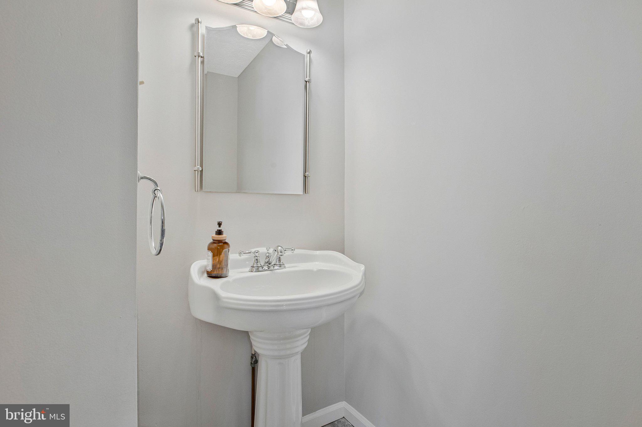 VILLAGE OF SILVER HALL - Residential