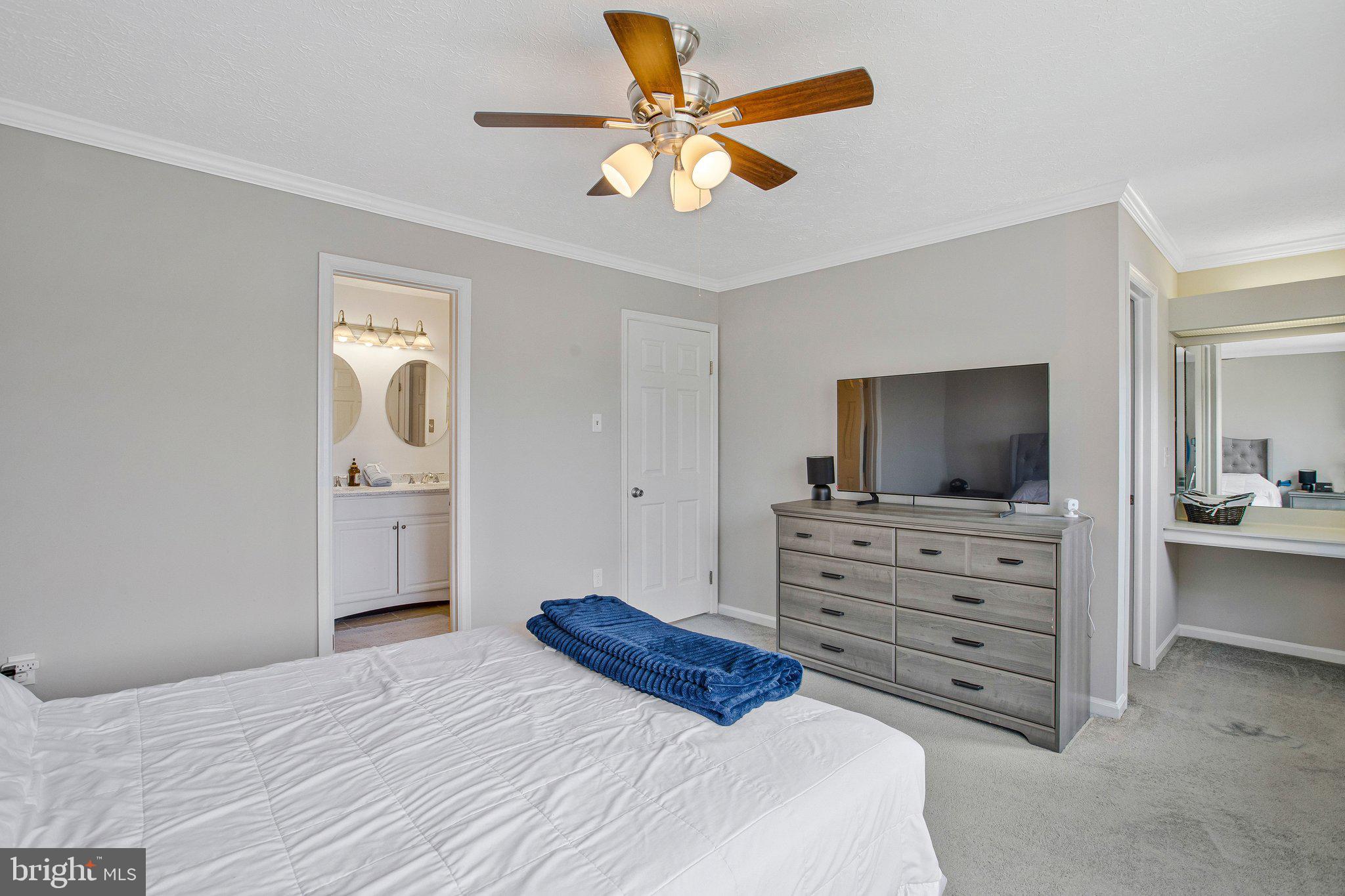 VILLAGE OF SILVER HALL - Residential