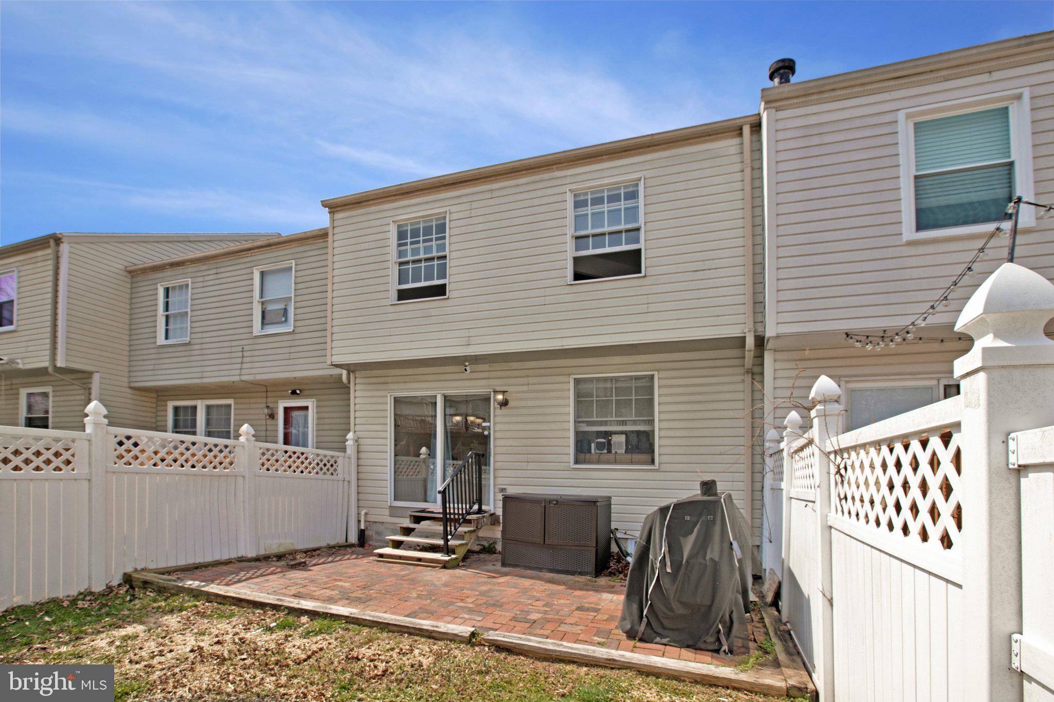 VILLAGE OF SILVER HALL - Residential