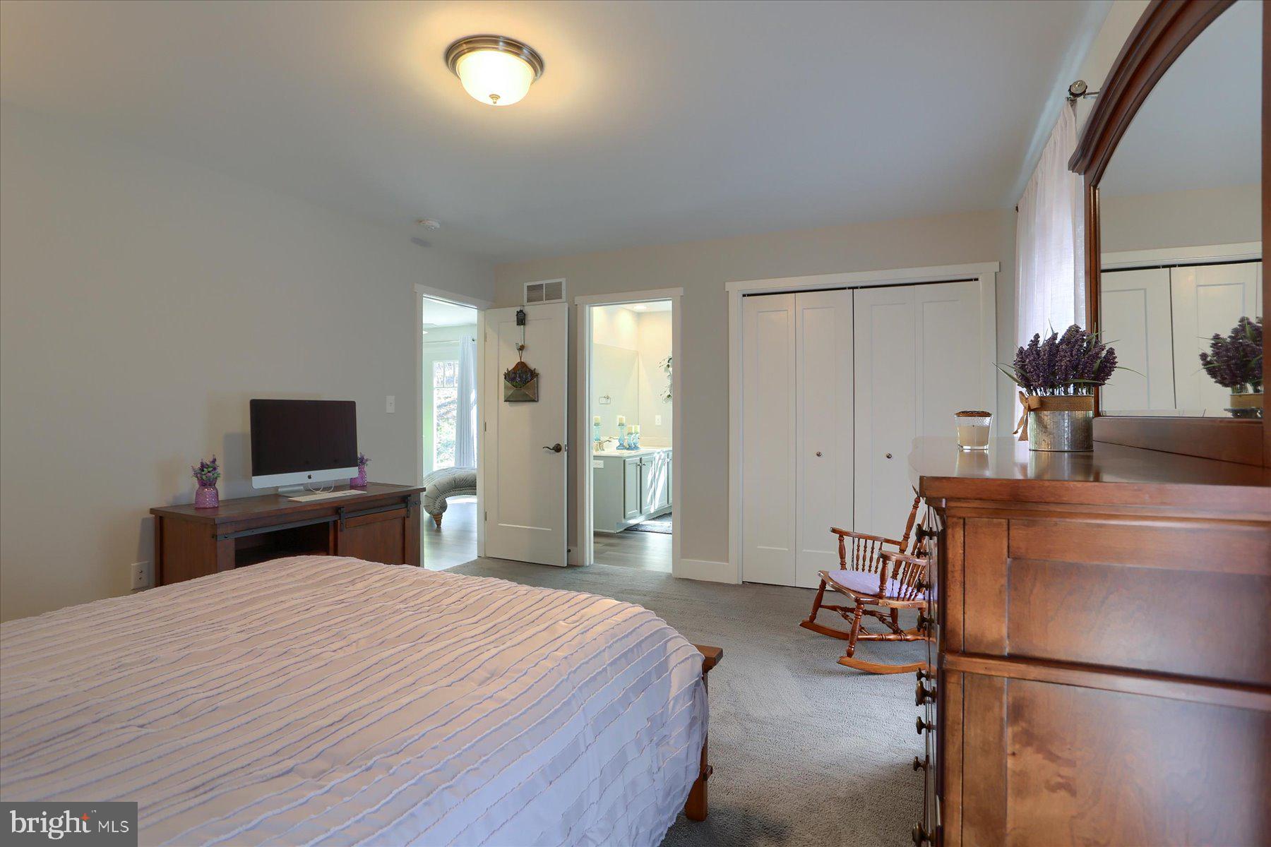 ROCKVILLE ESTATES - Residential