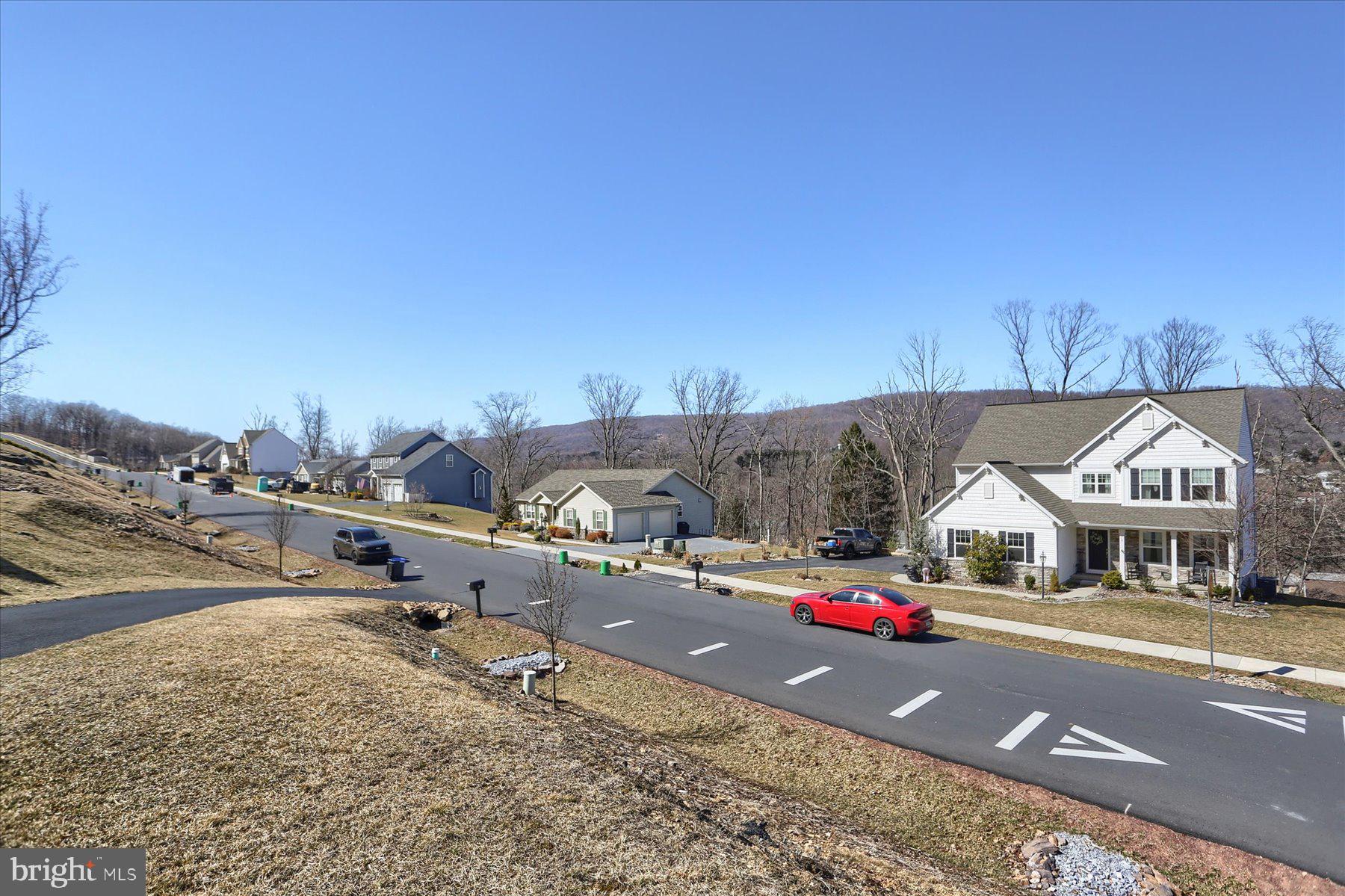 ROCKVILLE ESTATES - Residential