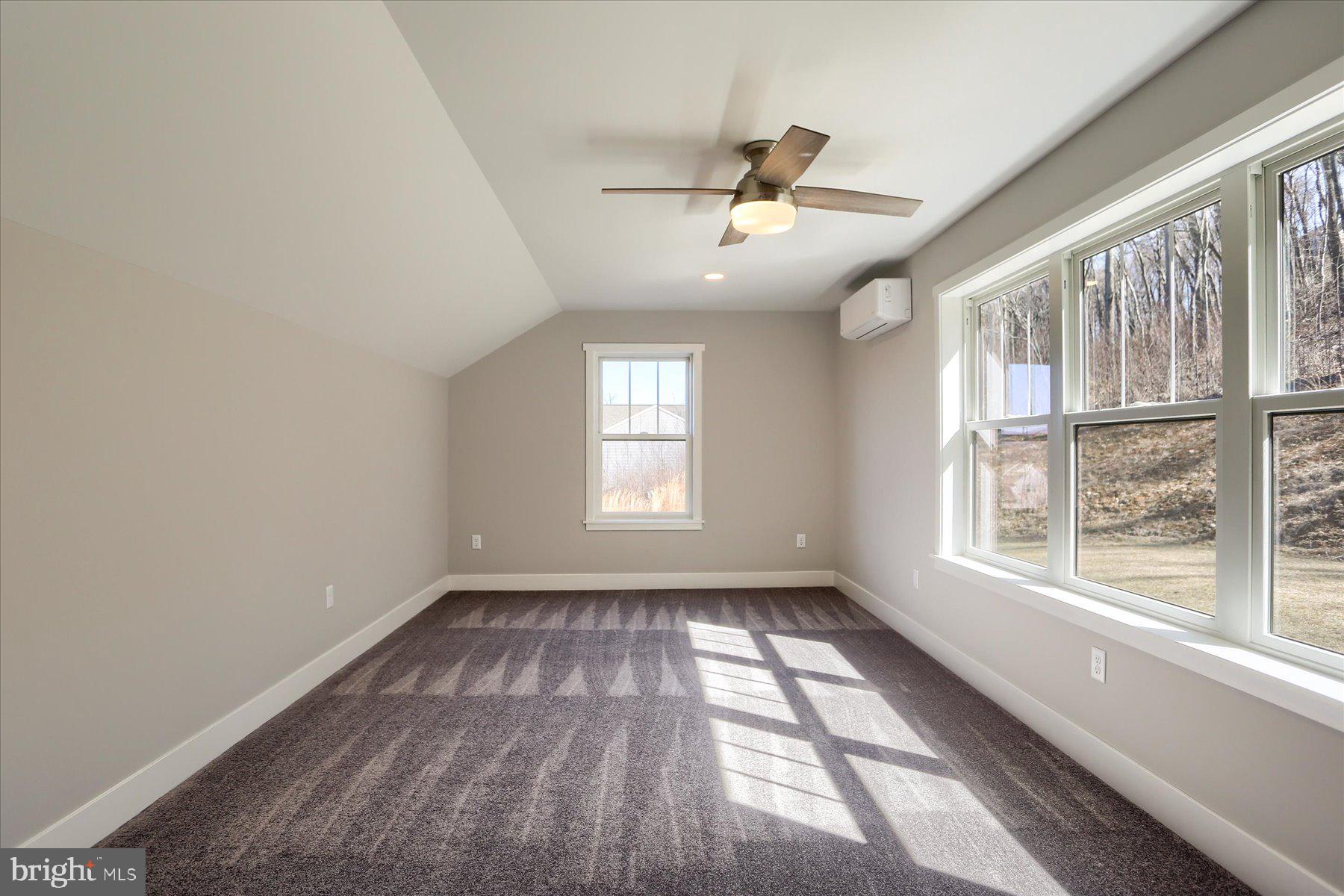 ROCKVILLE ESTATES - Residential